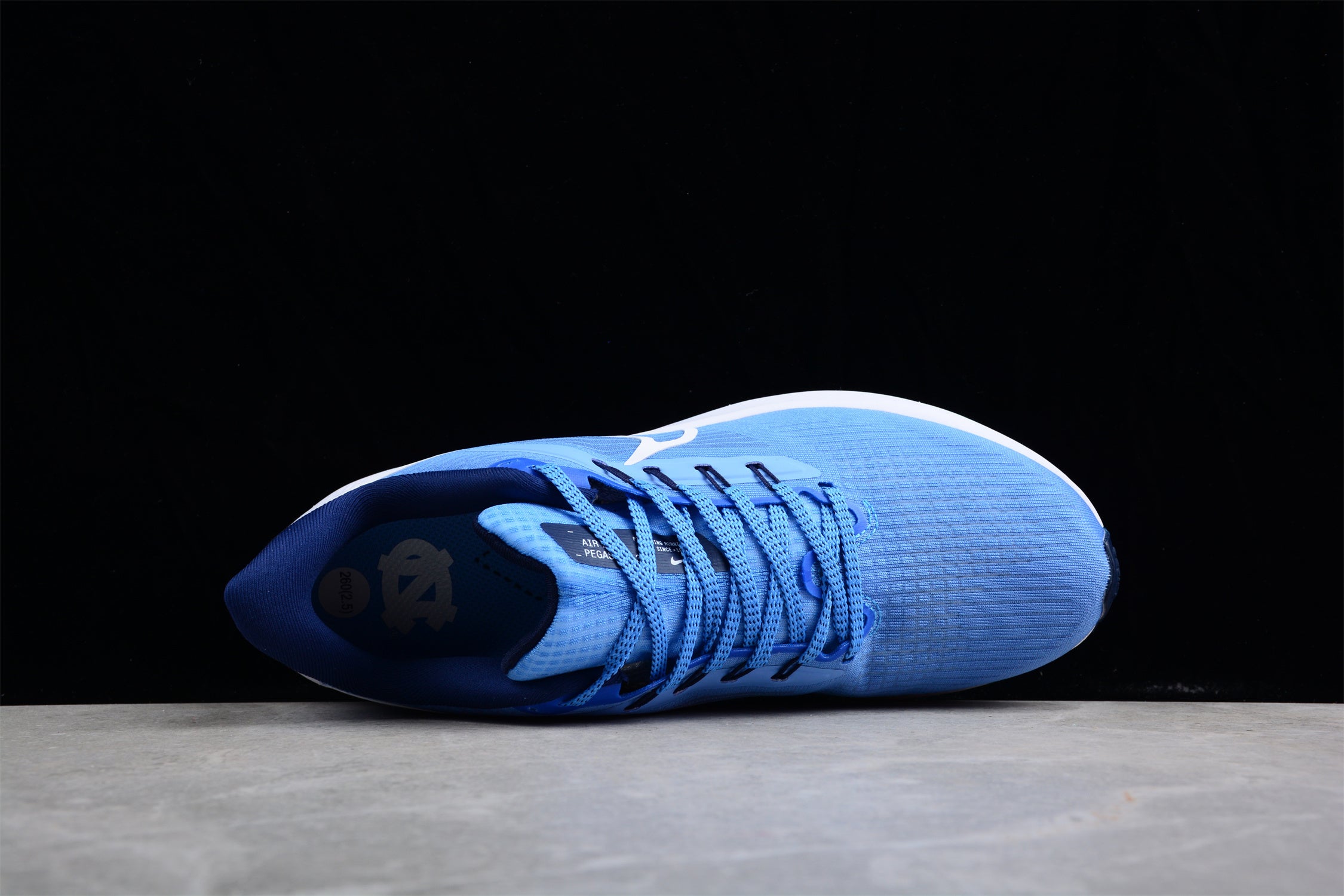 Nike Air Zoom Pegasus 39 UNC - Image 4