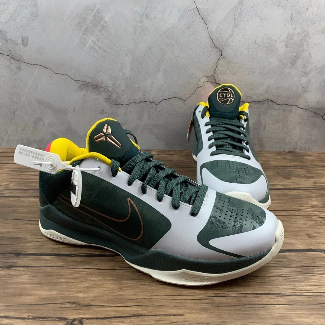 Nike Zoom Kobe 4 PROTRO - Image 2