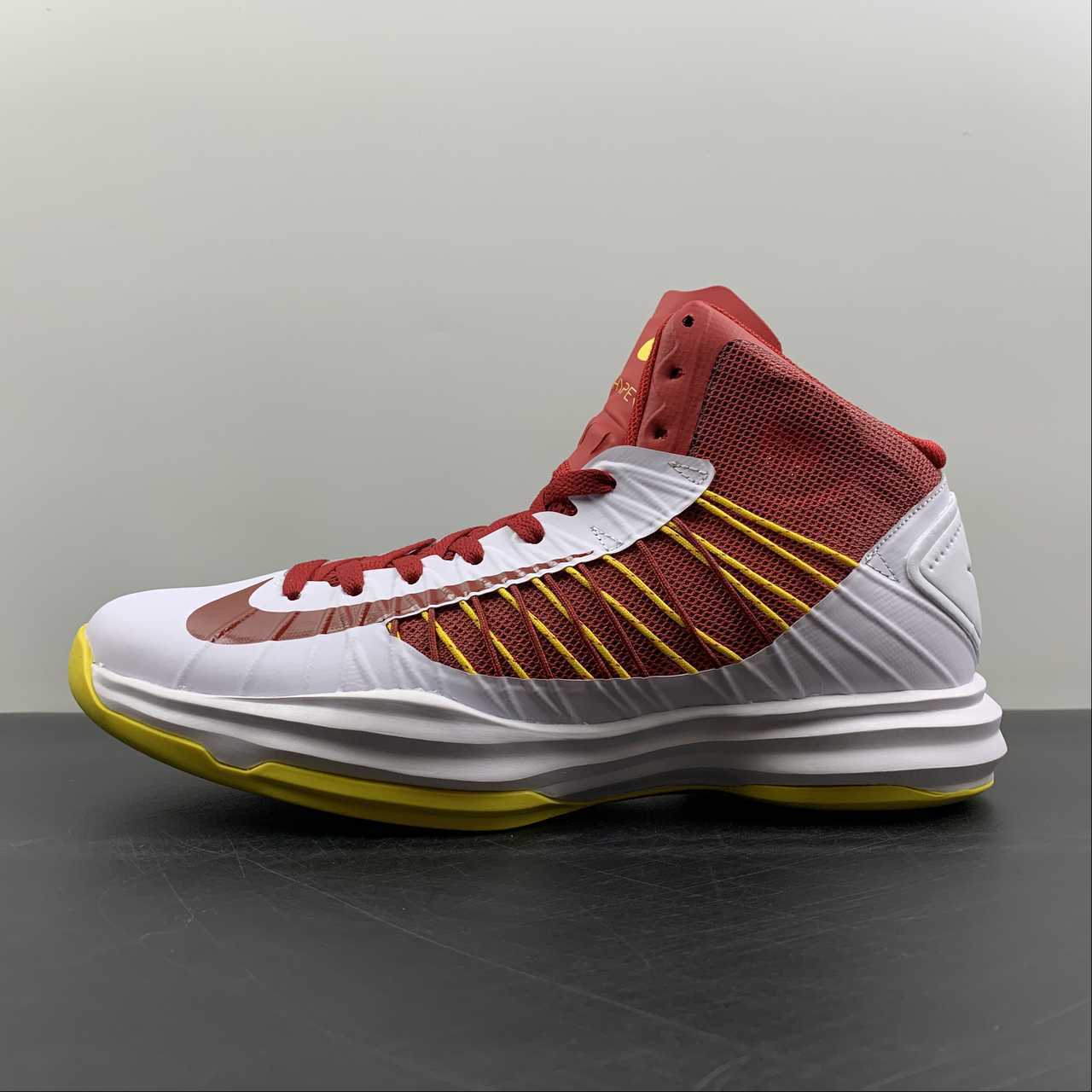 Nike Hyperdunk 2012 - Image 3