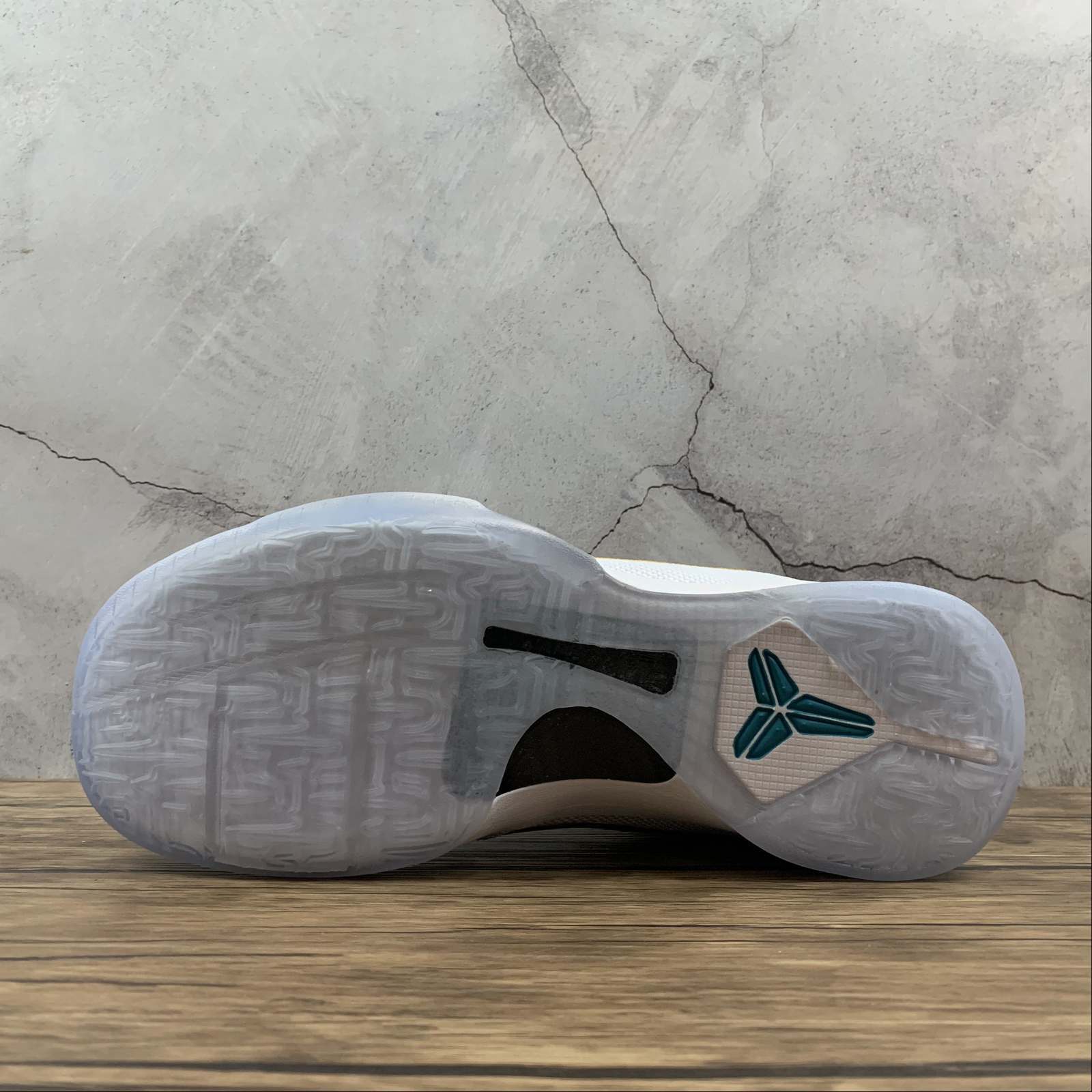 Nike Zoom Kobe 4 PROTRO - Image 5