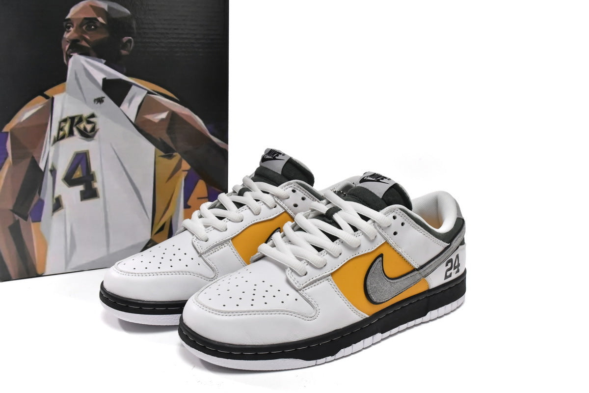 New Kobe Shoes LF2428-001 Otomo Katsuhiro x Nike SB Dunk Low Pro Kobe - Image 2