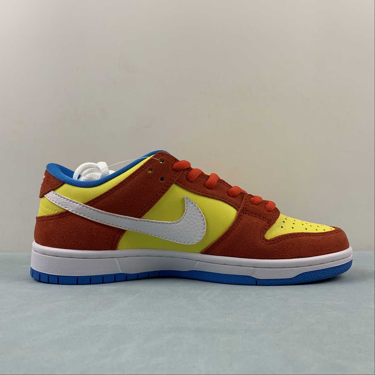 Nike Nike SB Dunk Low Shoes - Image 3