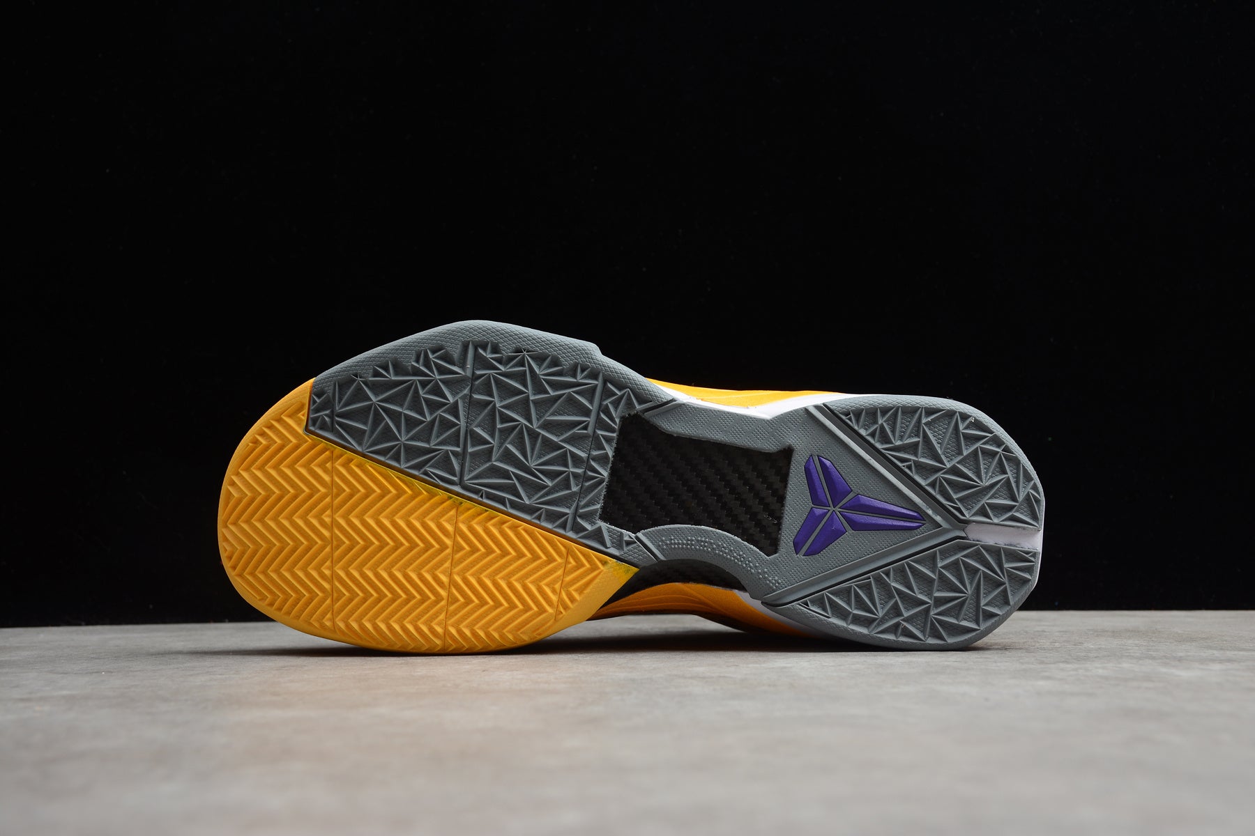 Nike Zoom Kobe 7 “Yin Yang” – 488370-500 - Image 3