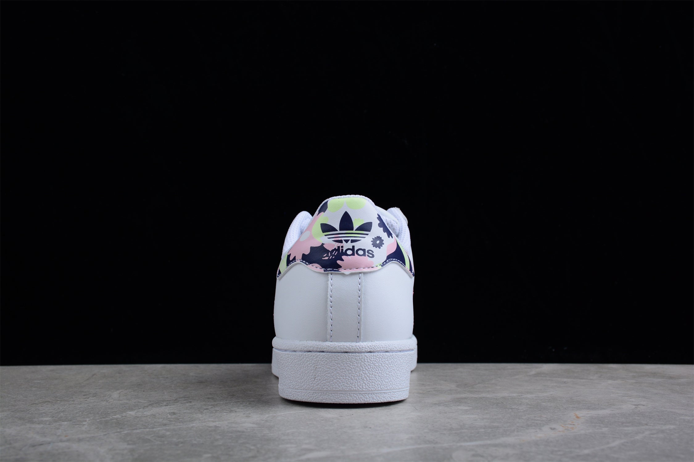 Adidas Superstar - Image 2