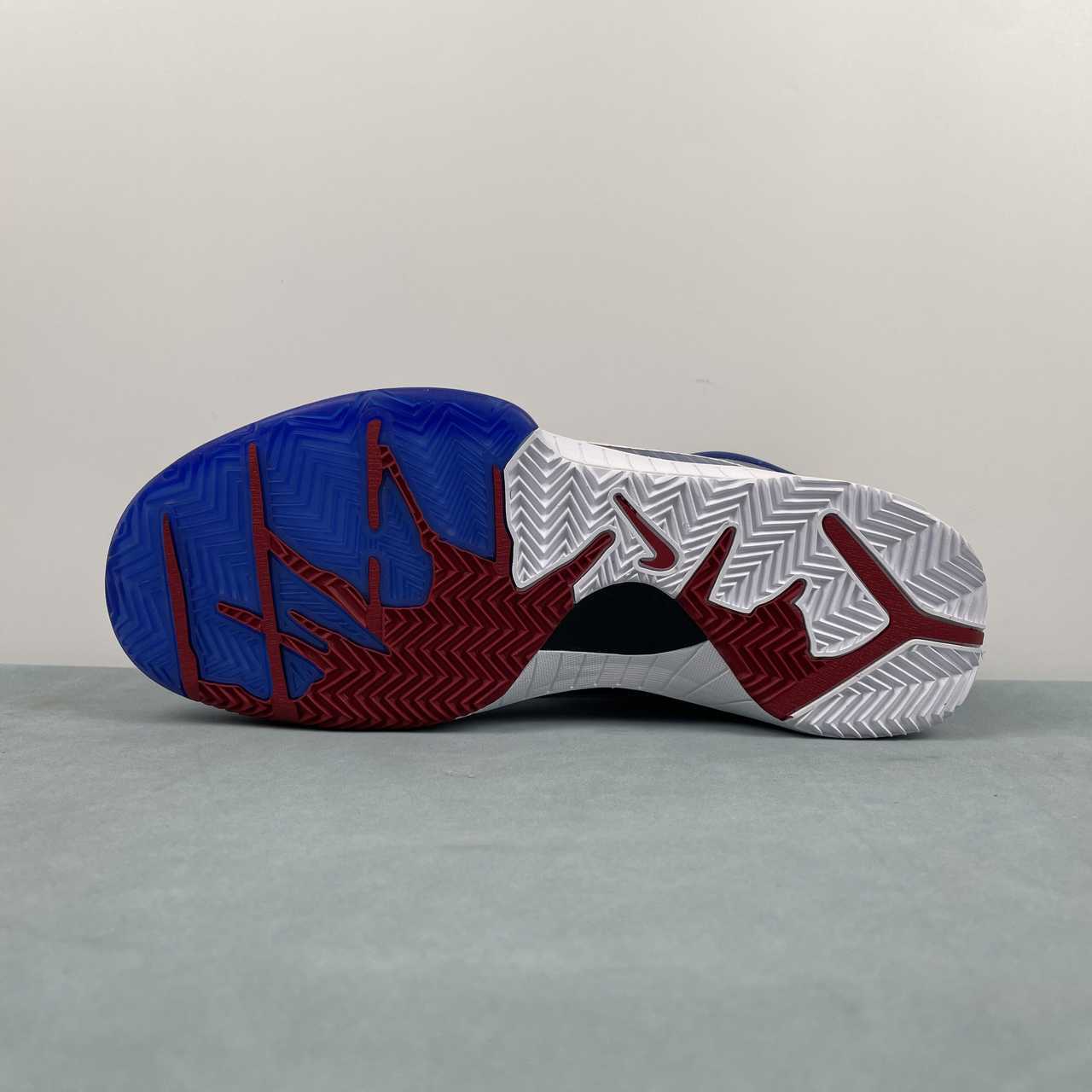 Nike Kobe IV - Image 5