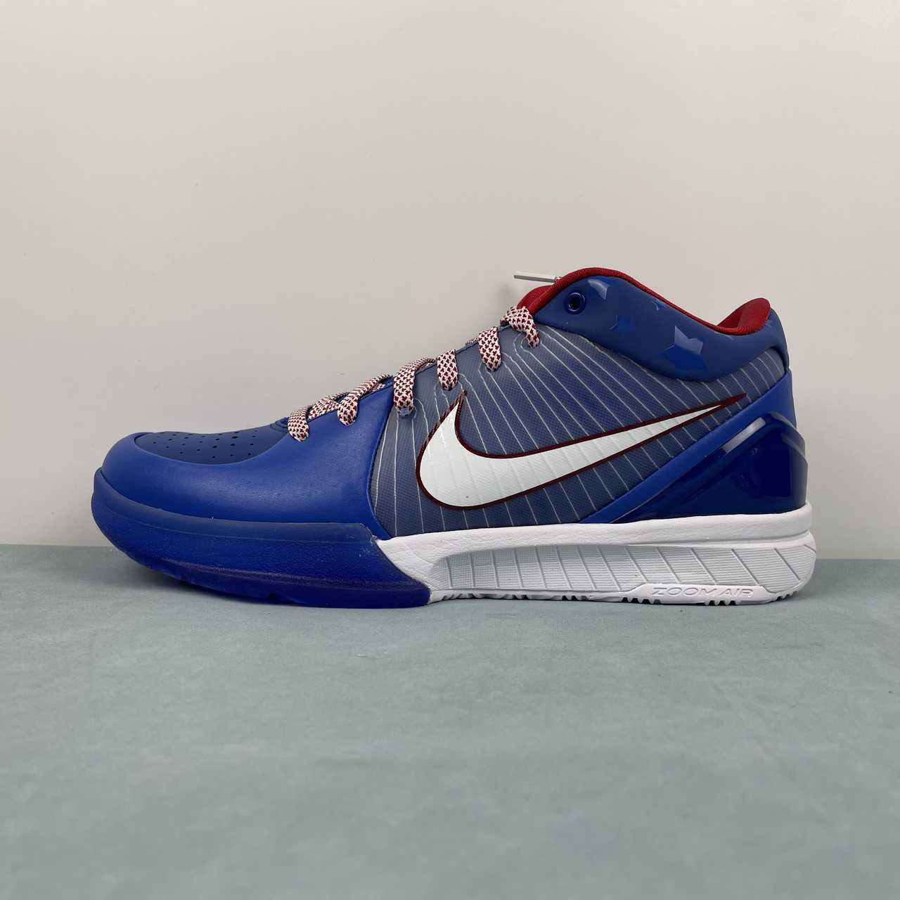 Nike Kobe IV - Image 3
