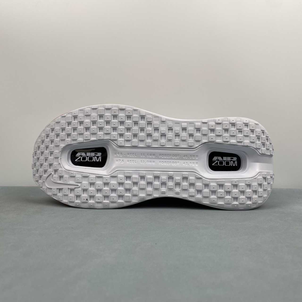 NIKE Vomero Premium - Image 5