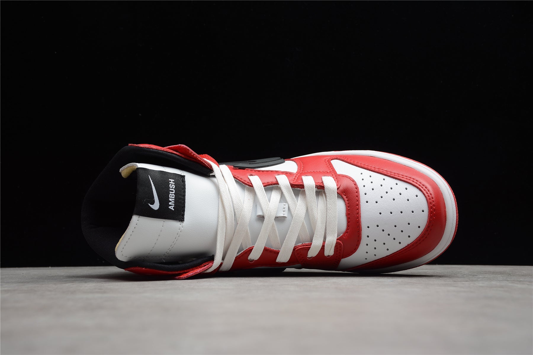 AMBUSH x SB Dunk High SB CU7544-102 - Image 3