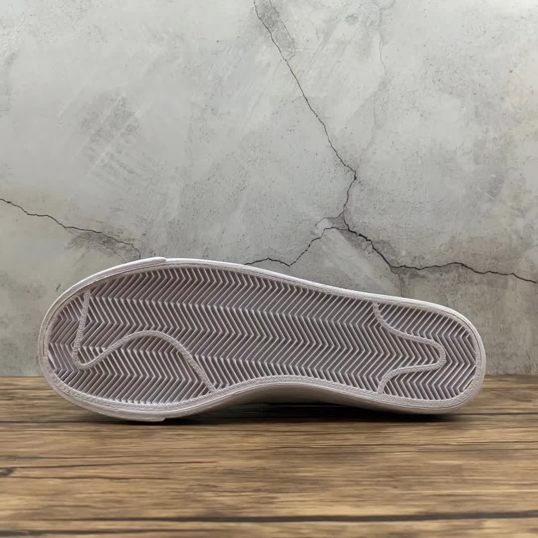 Nike Blazer - Image 4