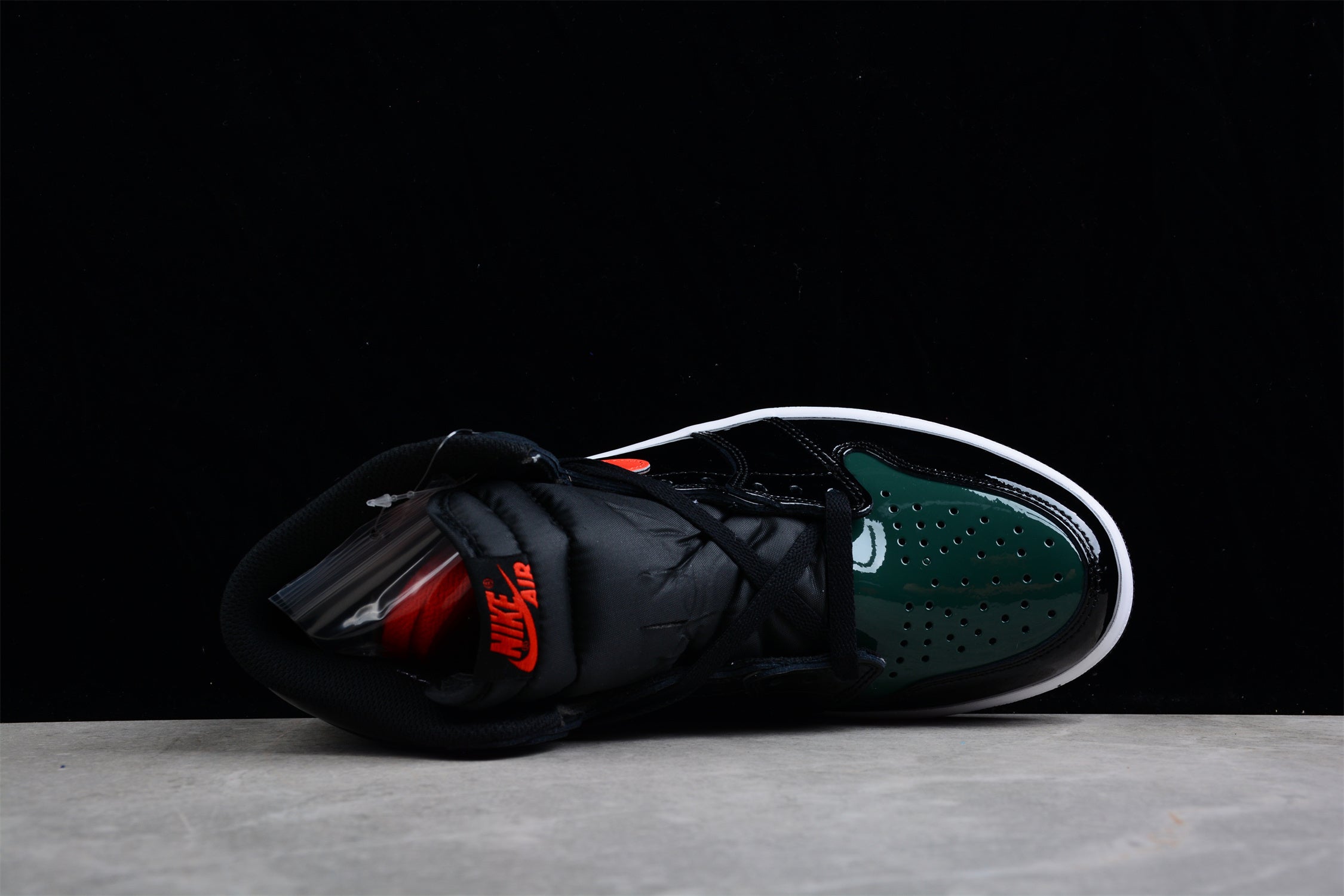 Air Jordan 1 Retro Hi NRG/UN AJ1 - Image 9