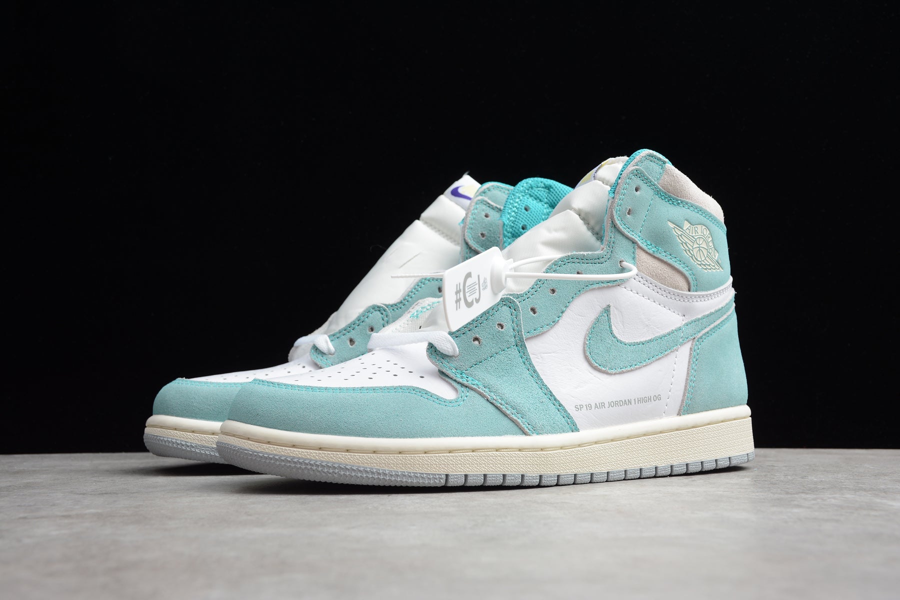 Air Jordan 1 Retro High OG — (R40 CJ Premium Version) - Image 11