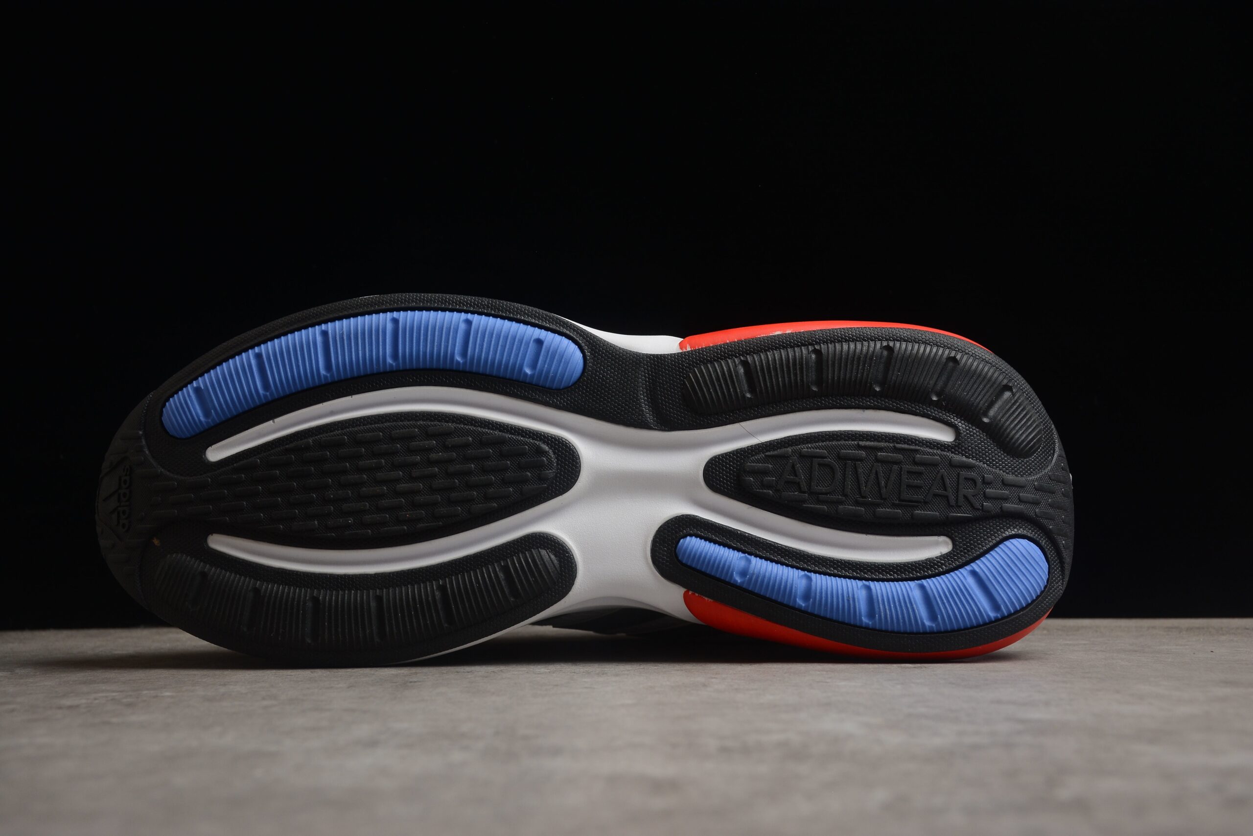 adidas AlphaBounce + HP6139 - Image 3