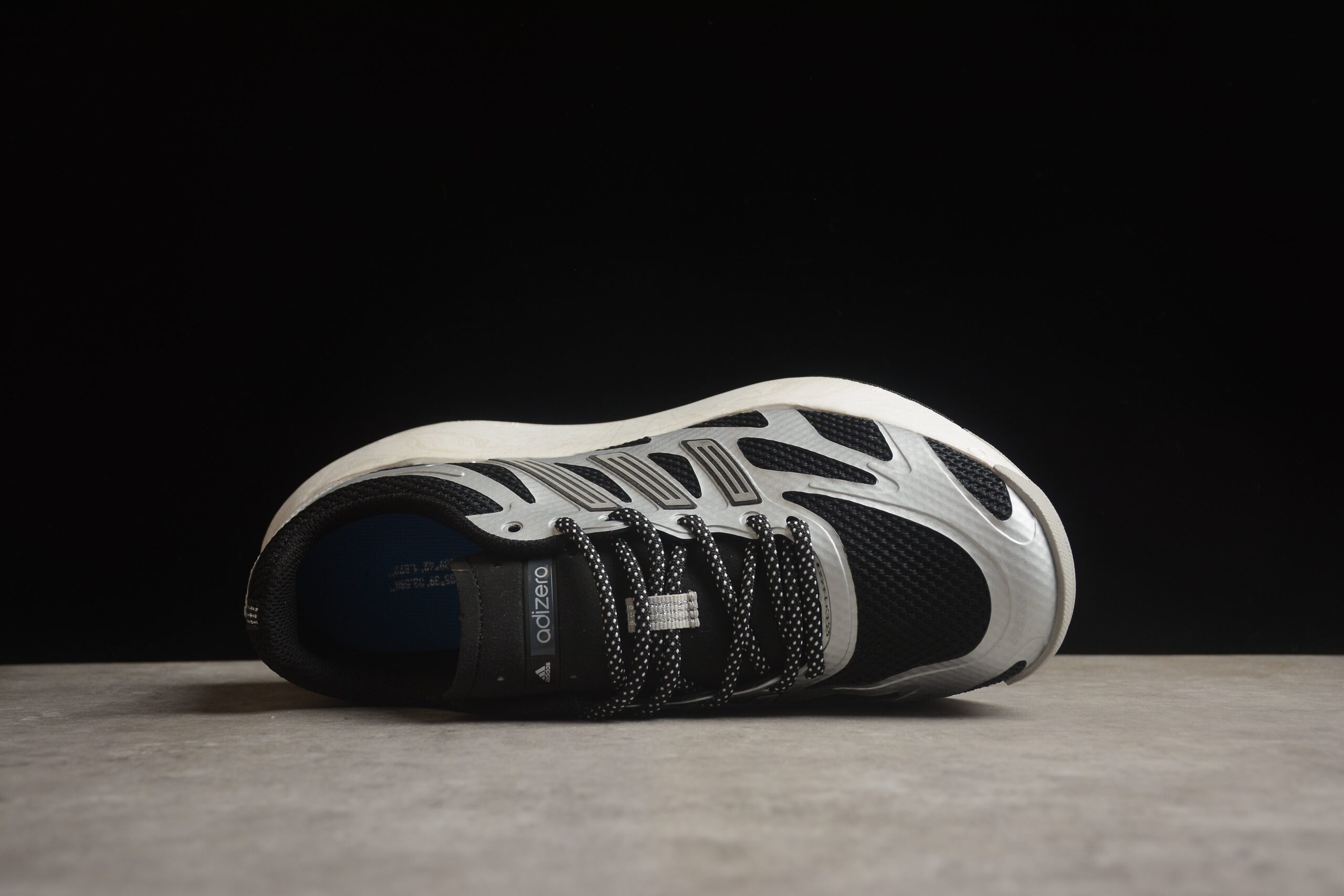 Ad Adizero Aruku JQ5658 - Image 2