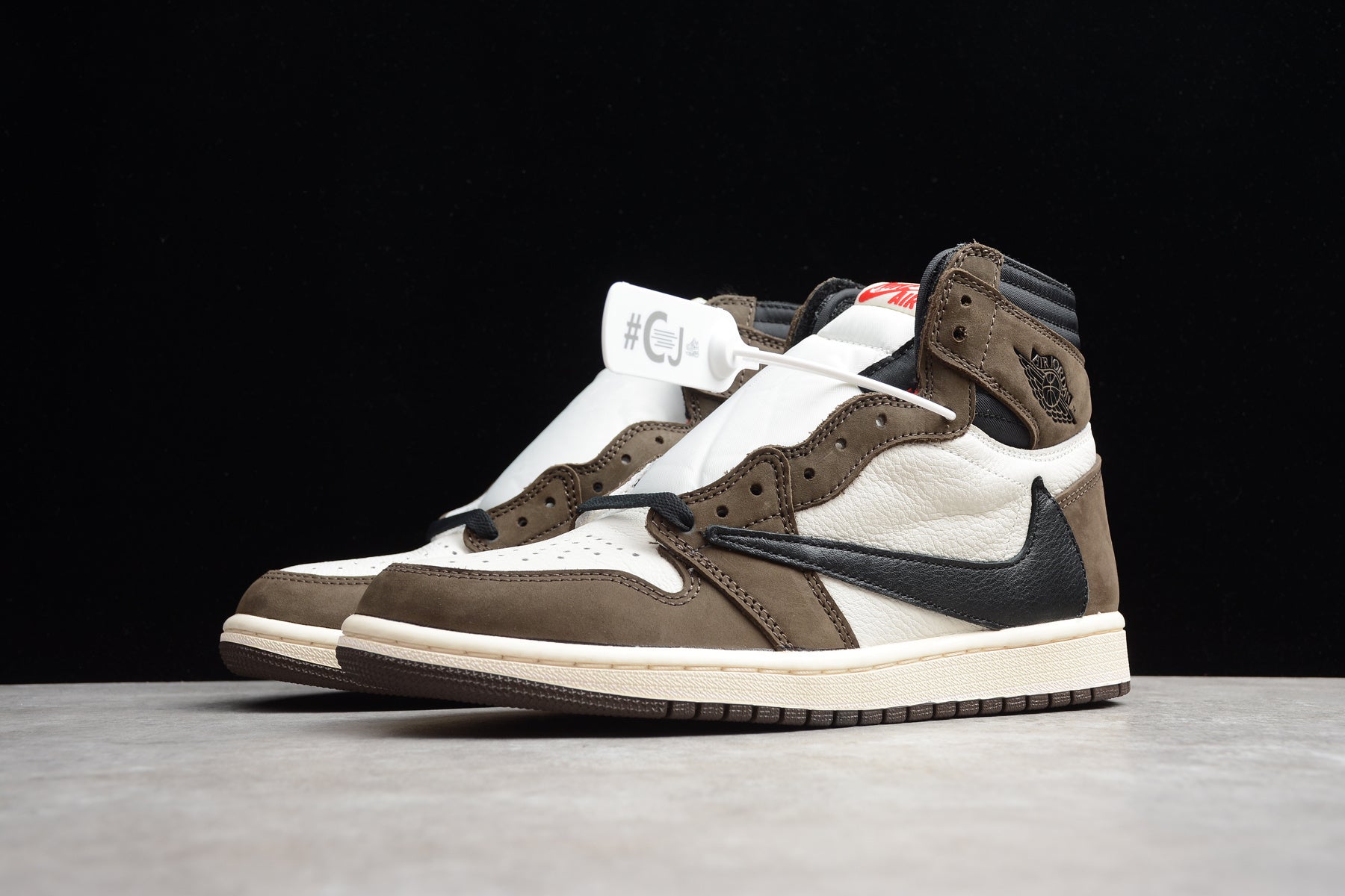 Air Jordan 1 Retro High OG (R45 CJ Premium Version