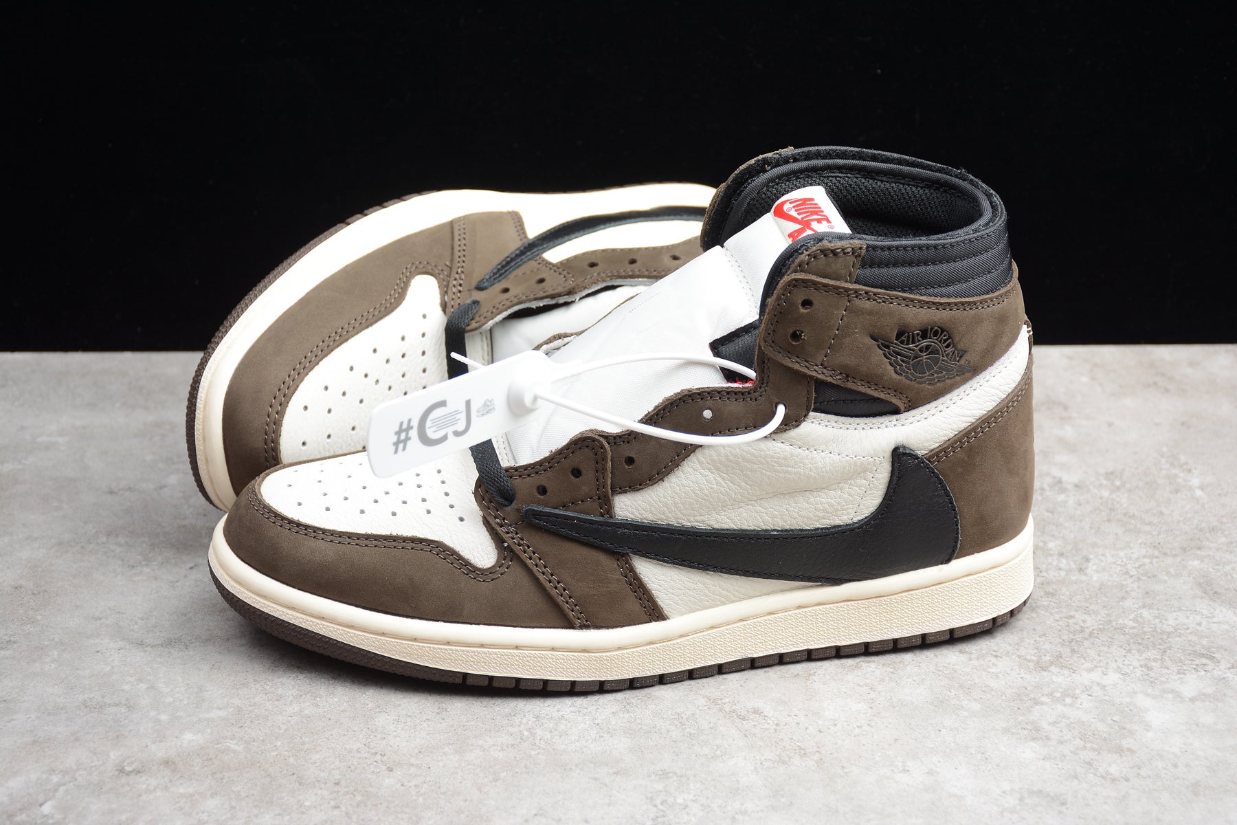 Air Jordan 1 Retro High OG (R45 CJ Premium Version - Image 8