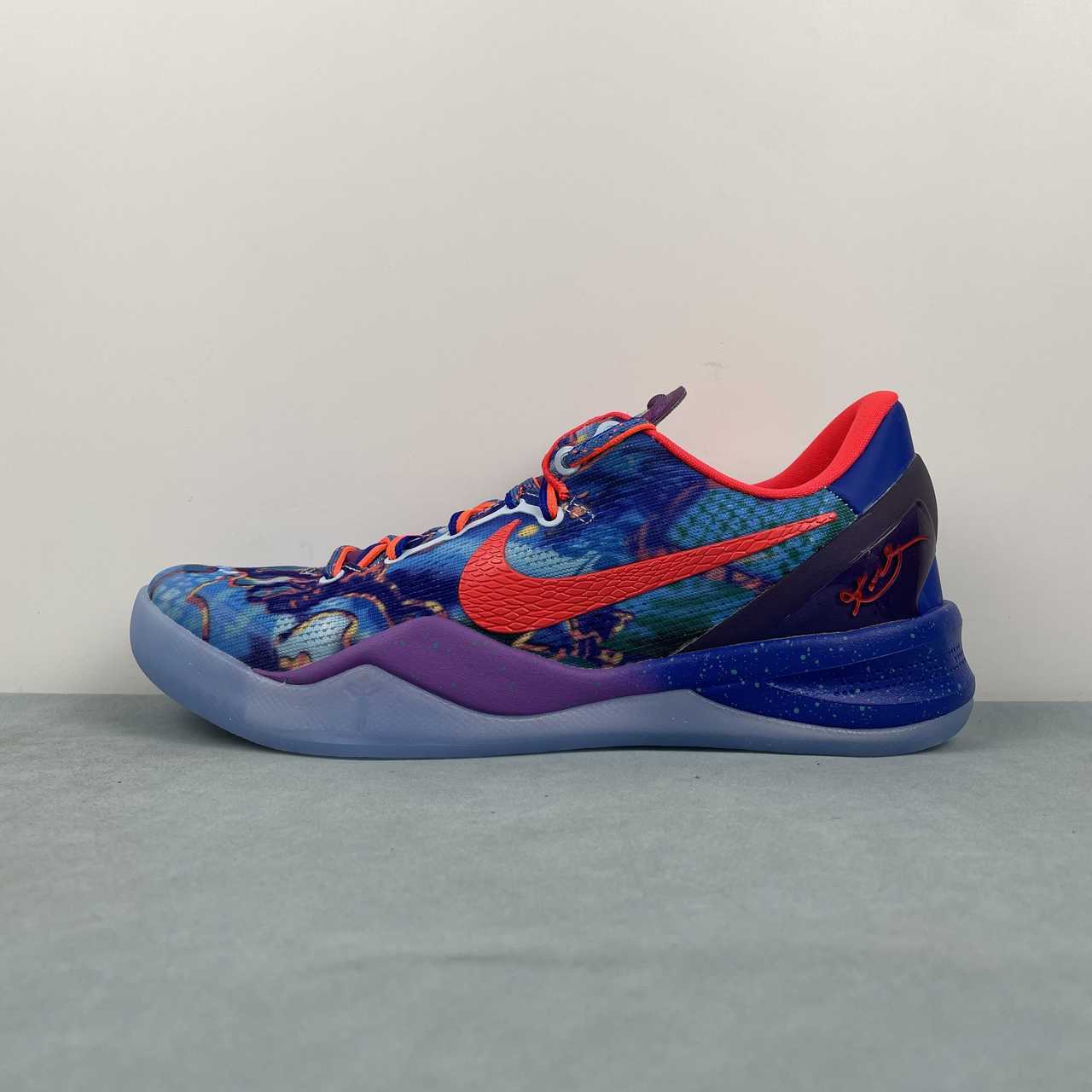 Nike Kobe VIII - Image 3