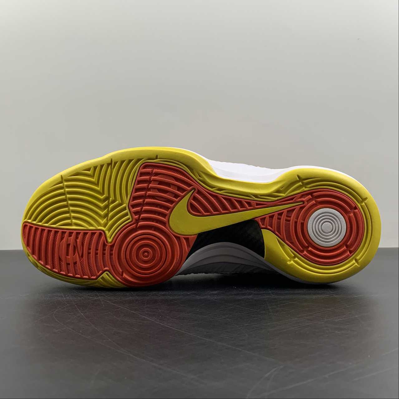 Nike Hyperdunk 2012 - Image 5