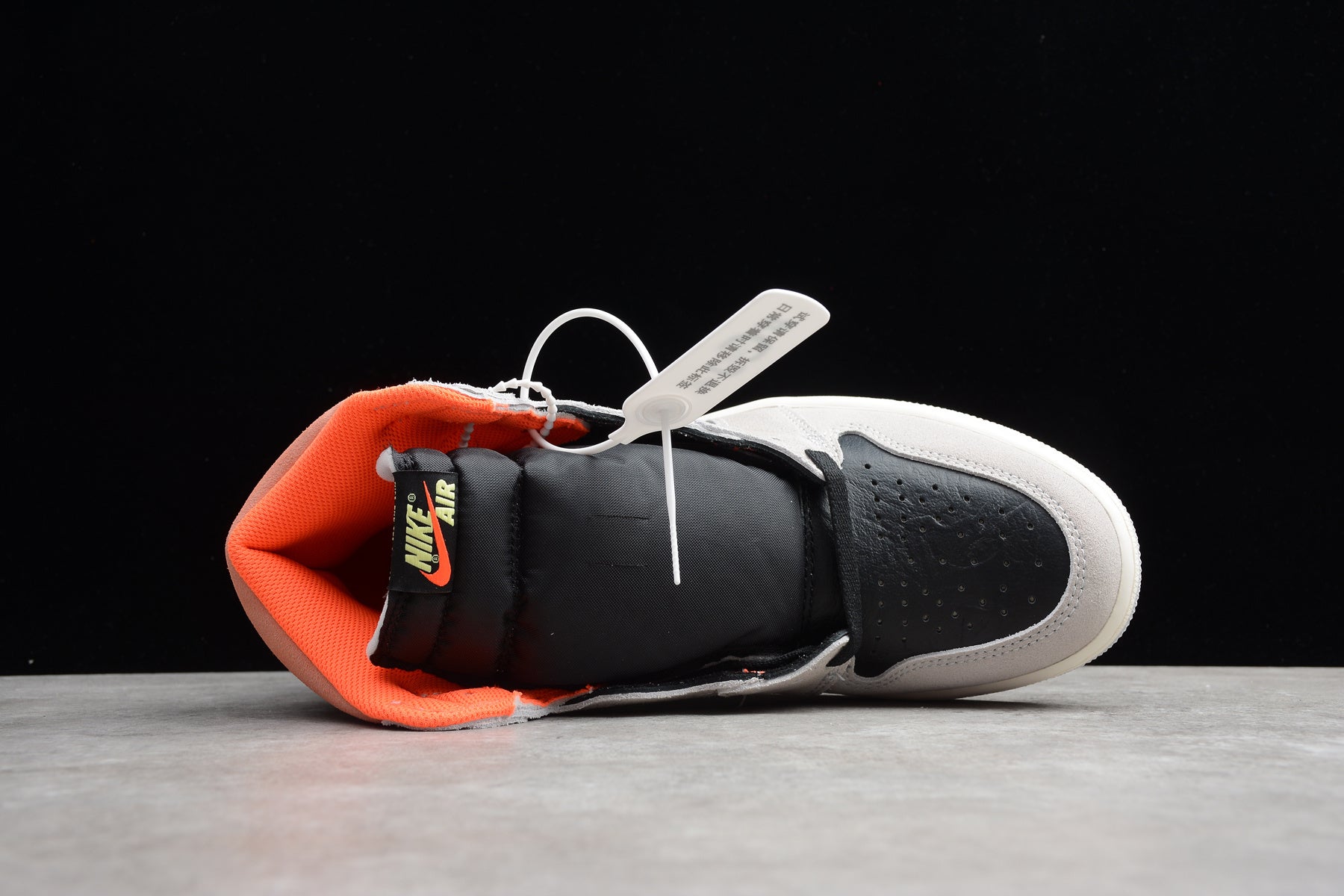 Air Jordan 1 Retro High OG (R40 CJ Premium Version - Image 2