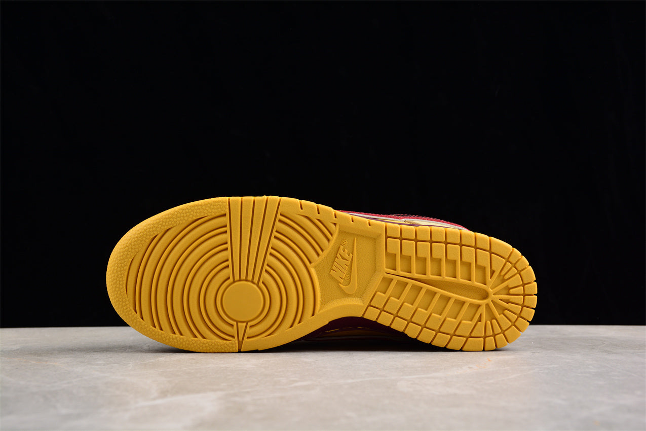 Concepts x SB Dunk Low "Yellow Lobster" 313170-137566 - Image 2