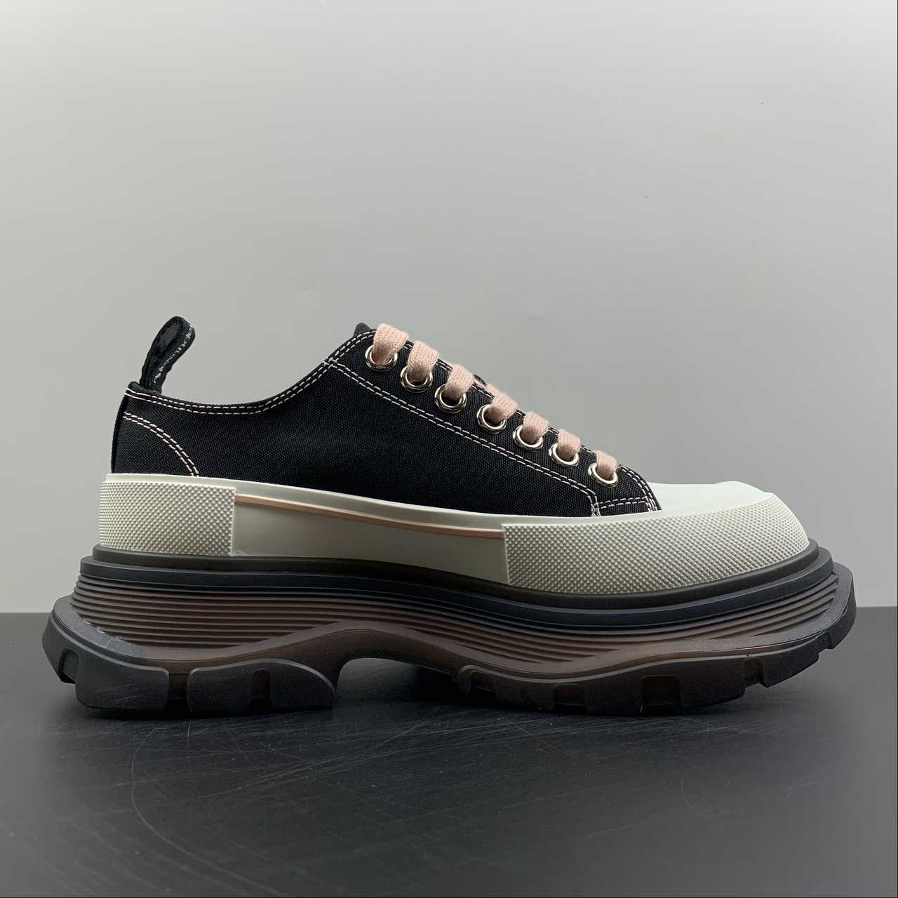 Nike Shoes Alexander McQueen - Image 2