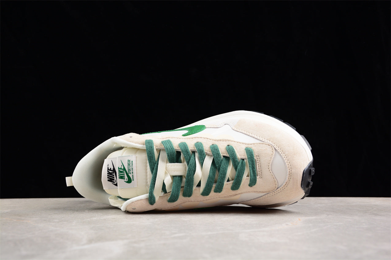 Sacai X VaporWaffle "Nylon Black" DD1875-105 - Image 4