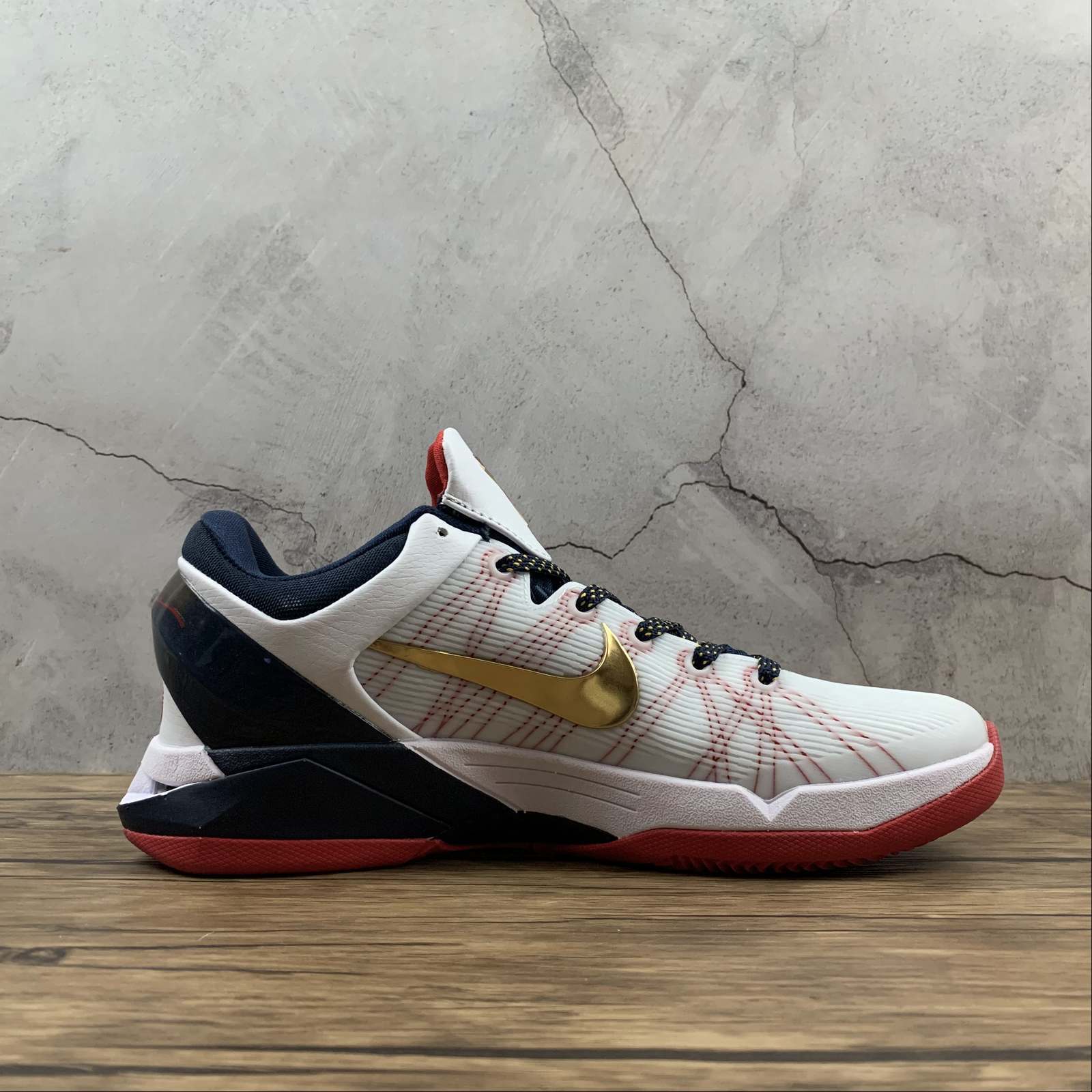 Nike Zoom Kobe - Image 2