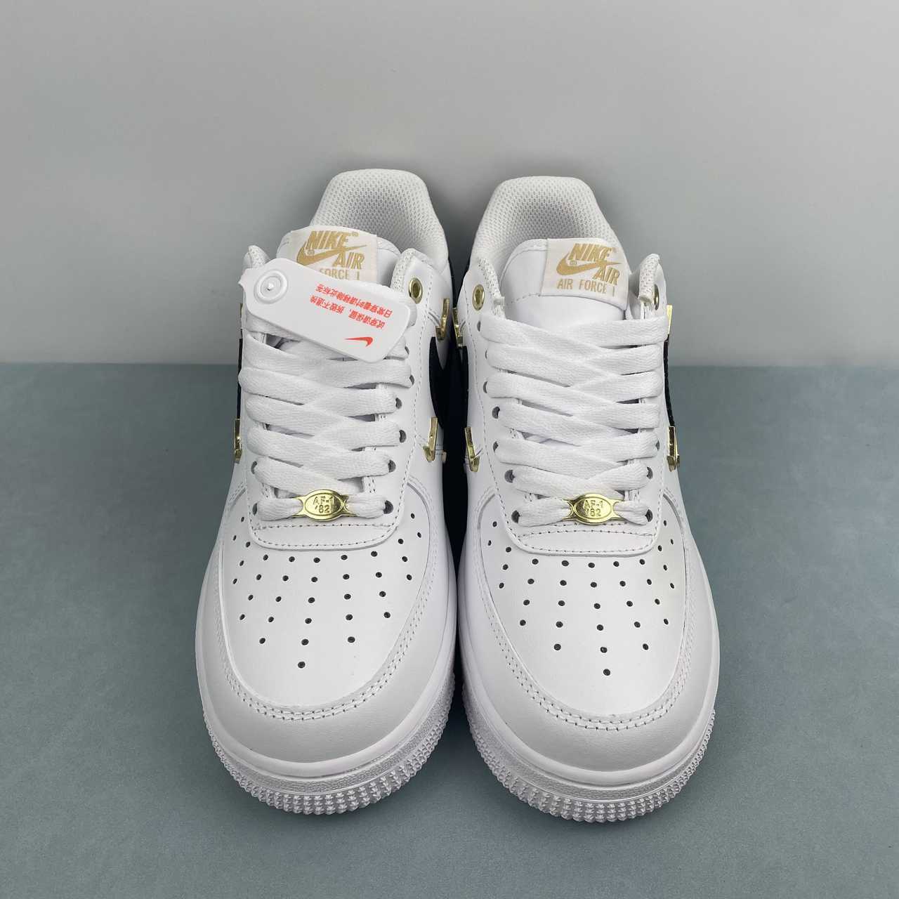 Nike Air Force - Image 4