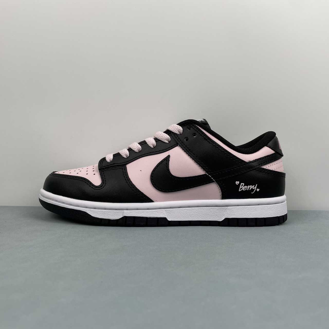 Nike Dunk Low - Image 2
