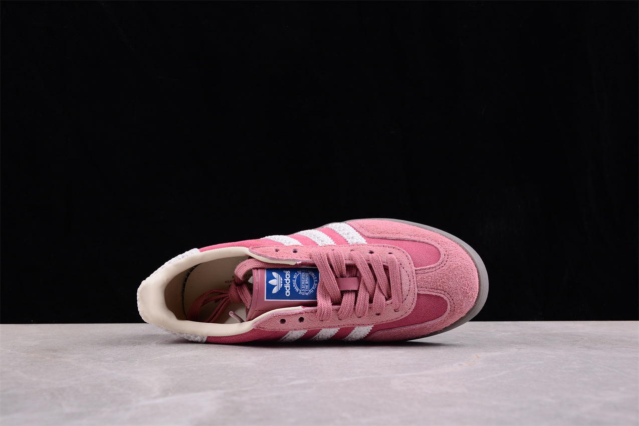 AD Gazelle Indoor IF1809 - Image 3