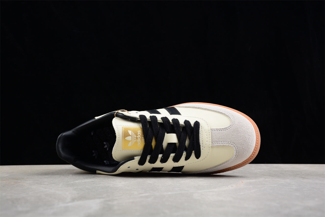 AD Gazelle Indoor Trainers ID0478 - Image 3