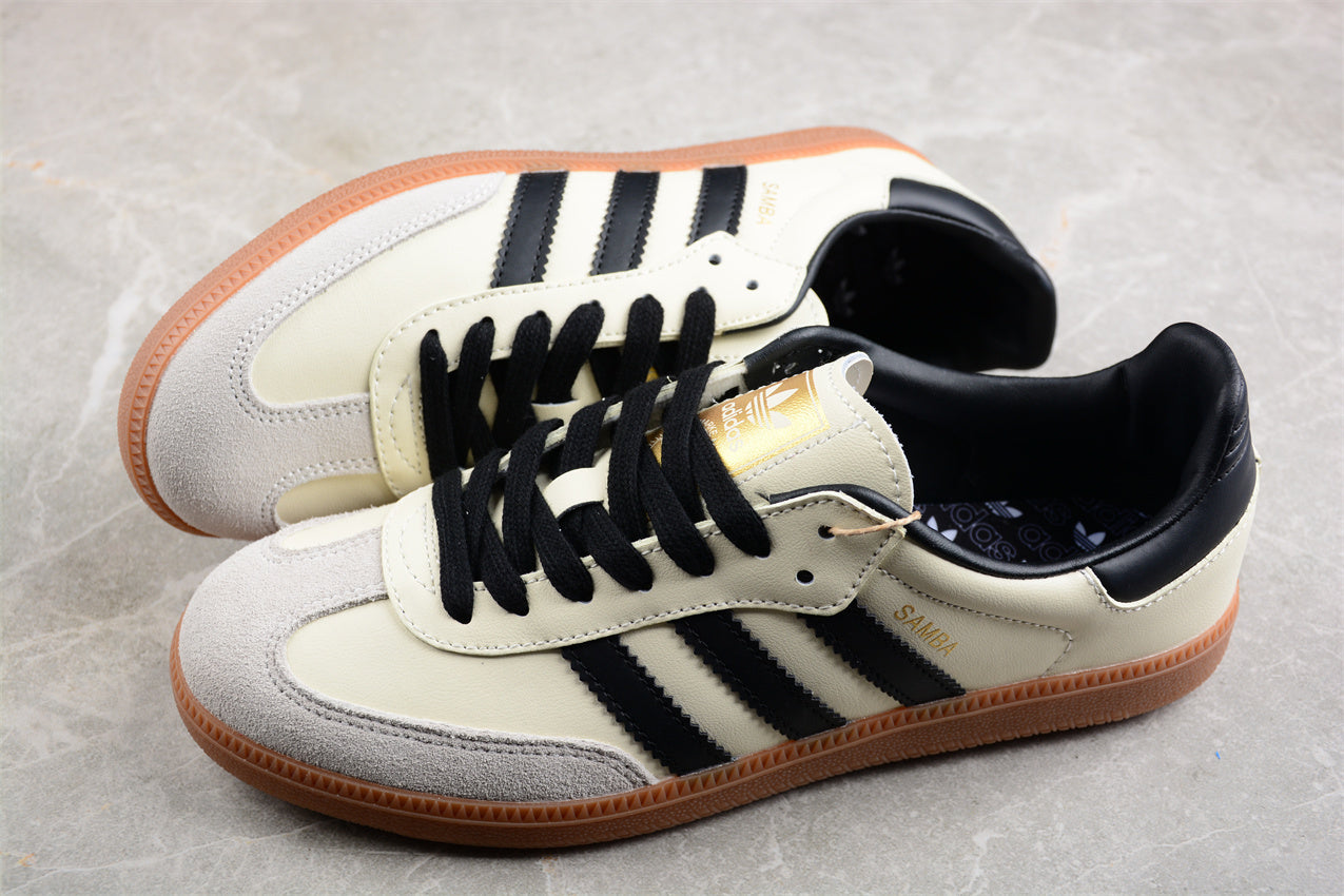 AD Gazelle Indoor Trainers ID0478 - Image 4