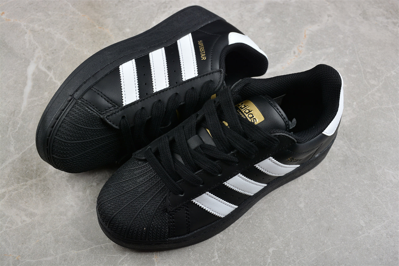 AD Superstar XLG IG9777 - Image 2