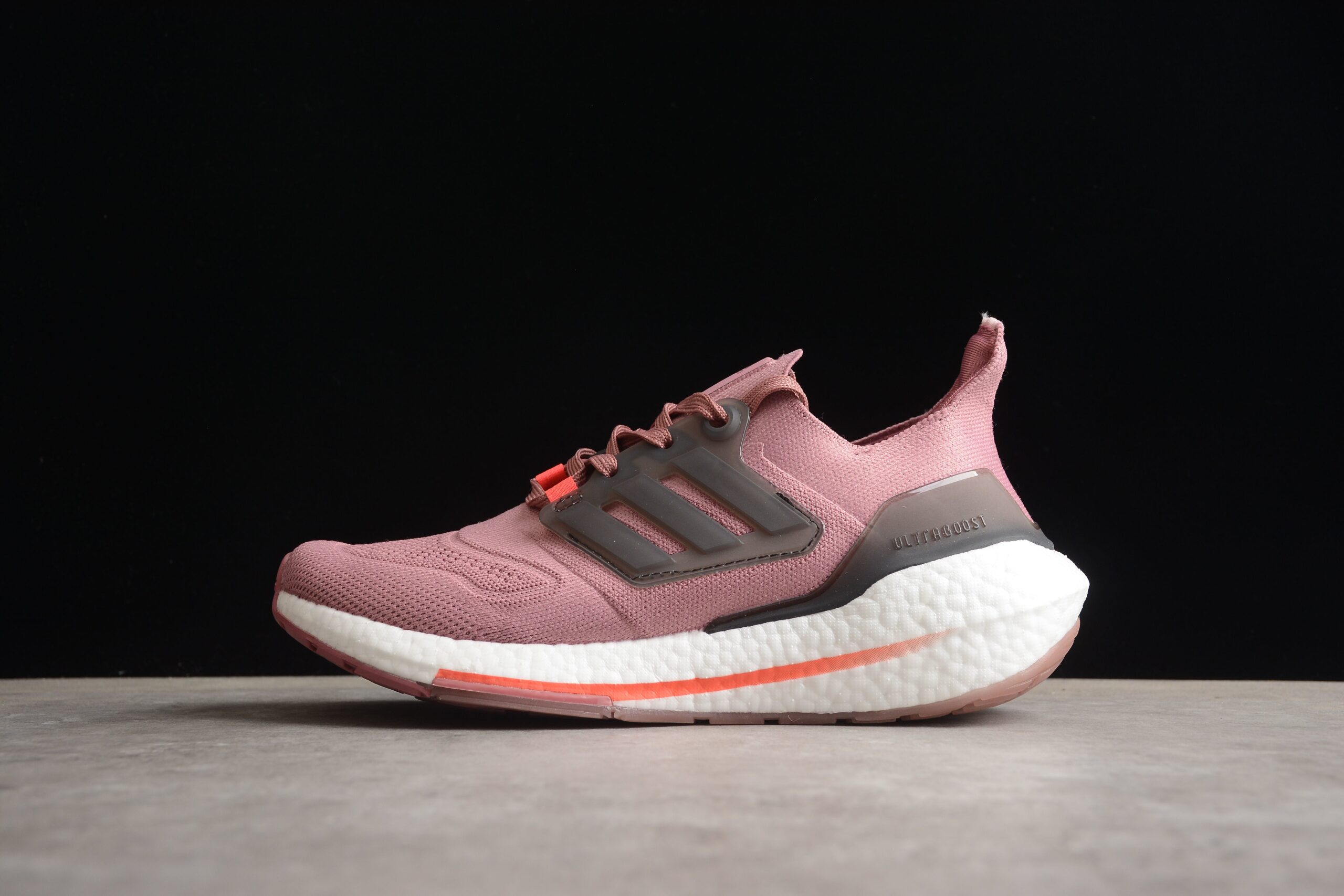 AD Ultra Boost ub2022 Consortium GX5588 - Image 3