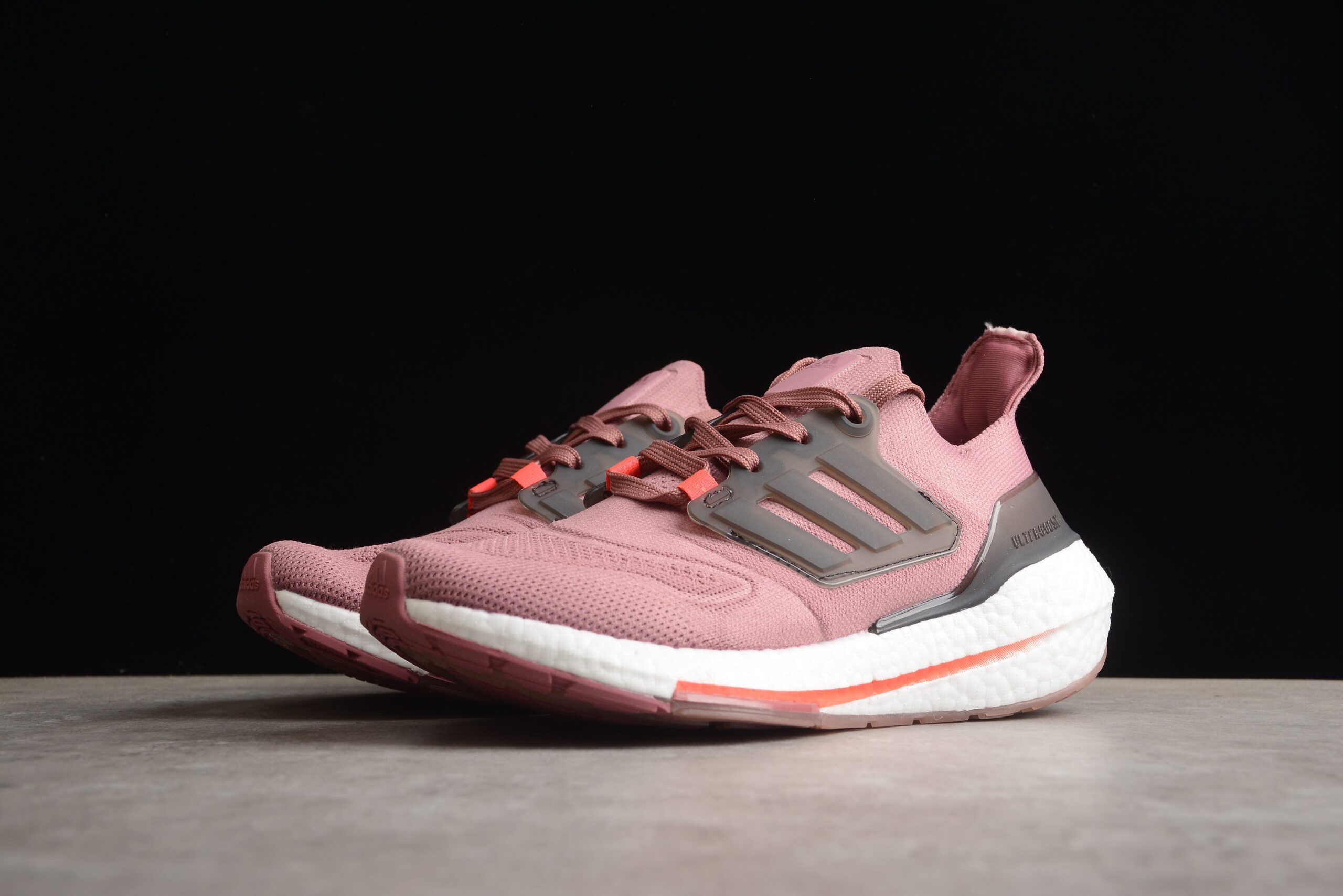 AD Ultra Boost ub2022 Consortium GX5588 - Image 4