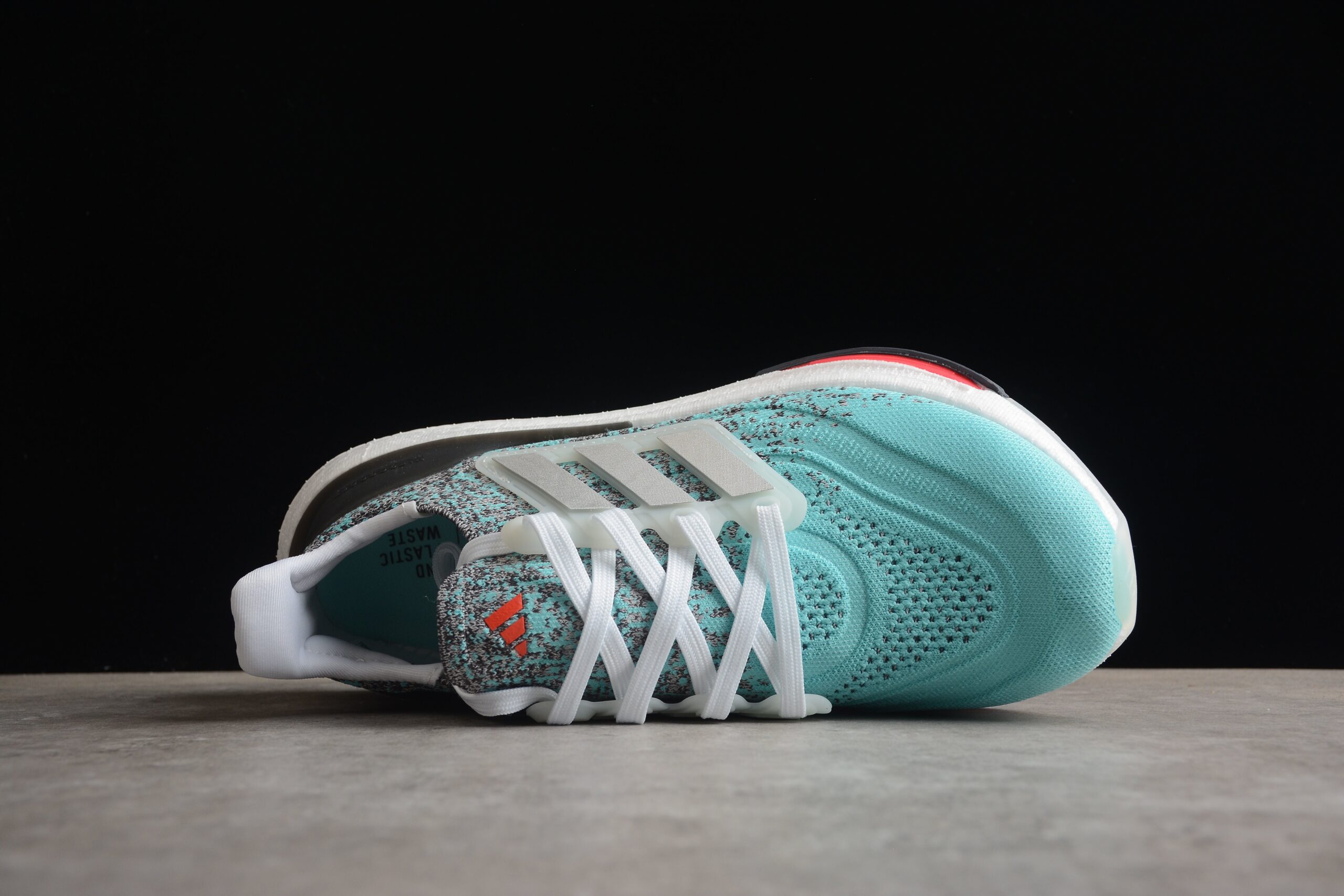 AD Ultra Boost ub2023 Consortium IE1692 - Image 5