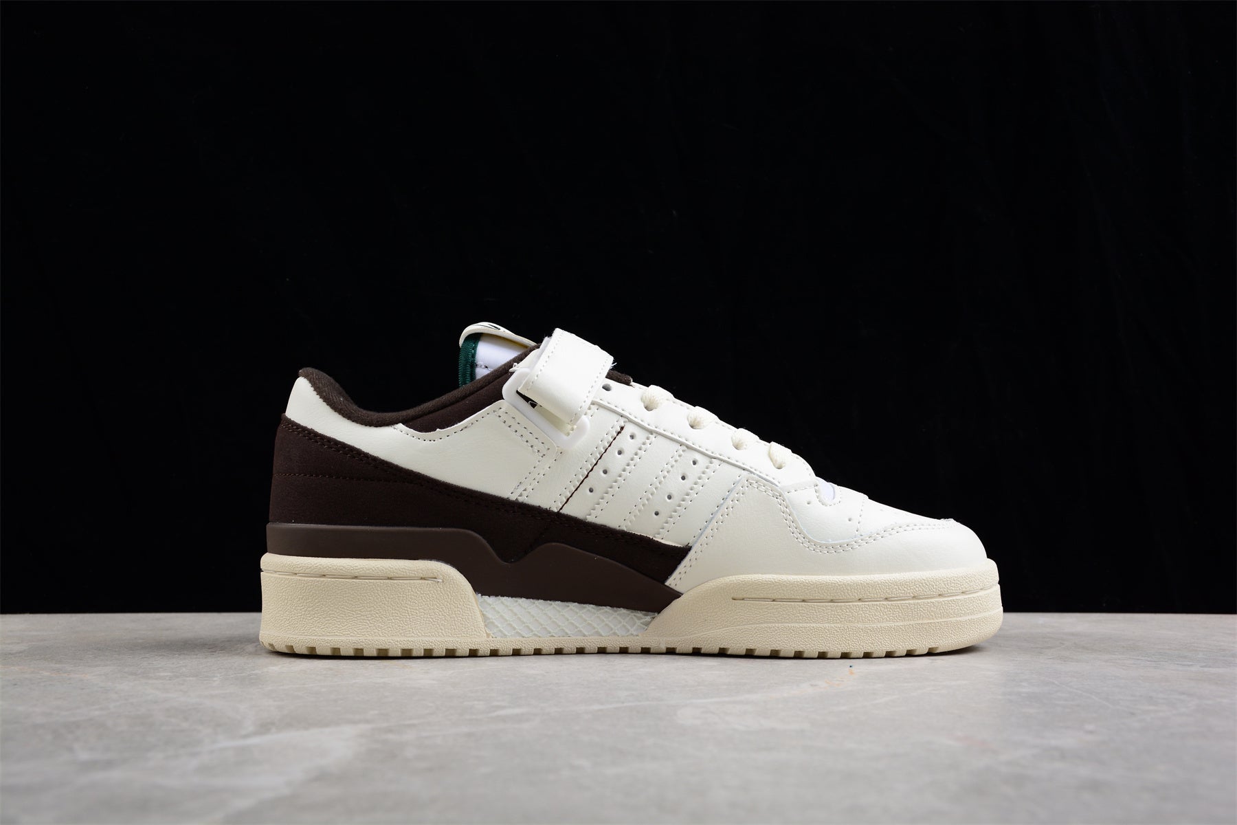 Ad Forum 84 Low GZ8959