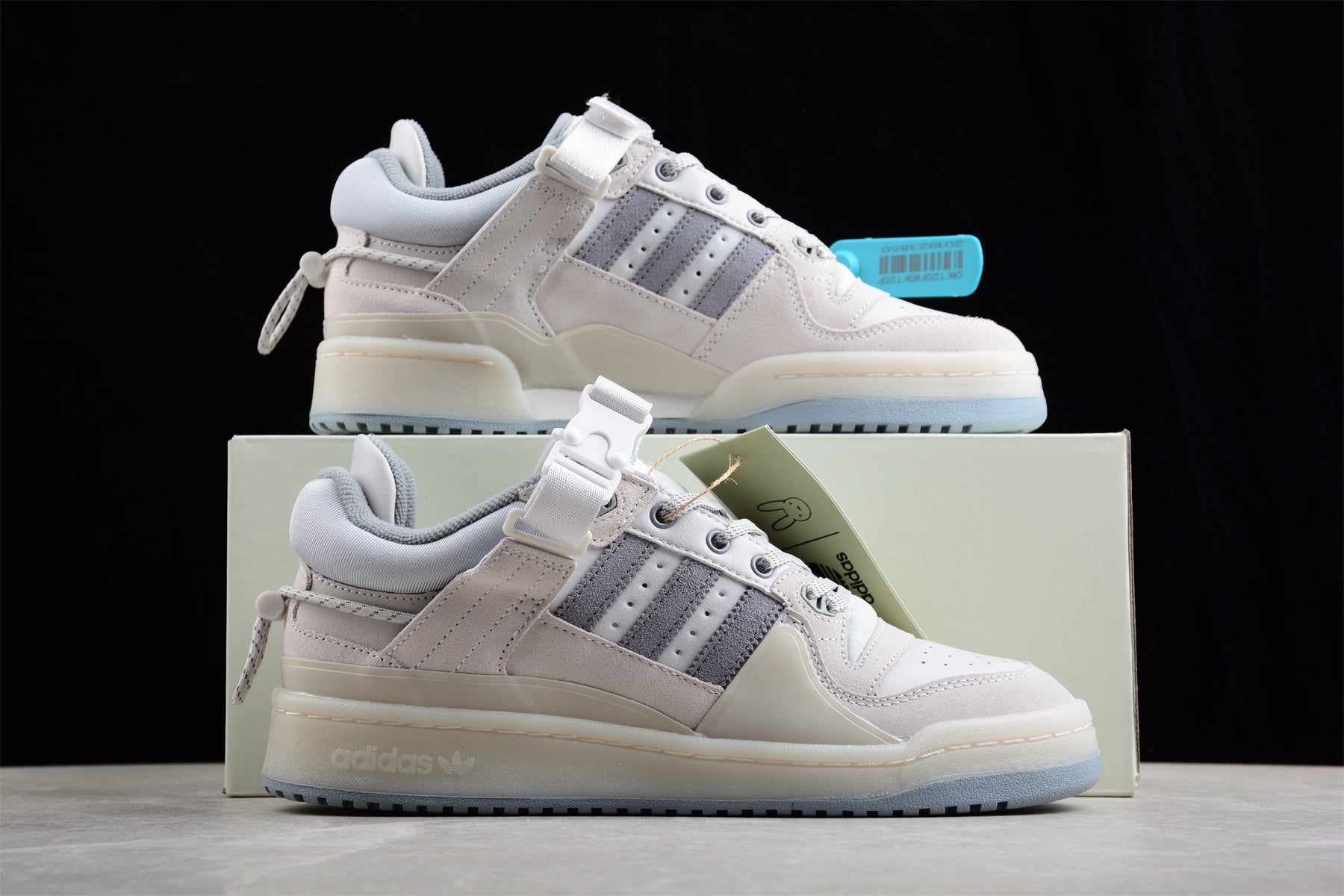 Ad Forum 84 Low HQ2153 - Image 4