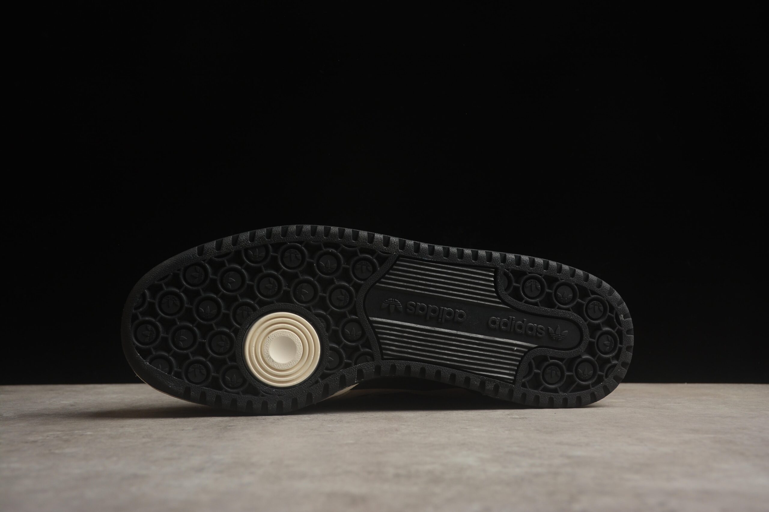 Ad Forum 84 Low IG3901 - Image 7