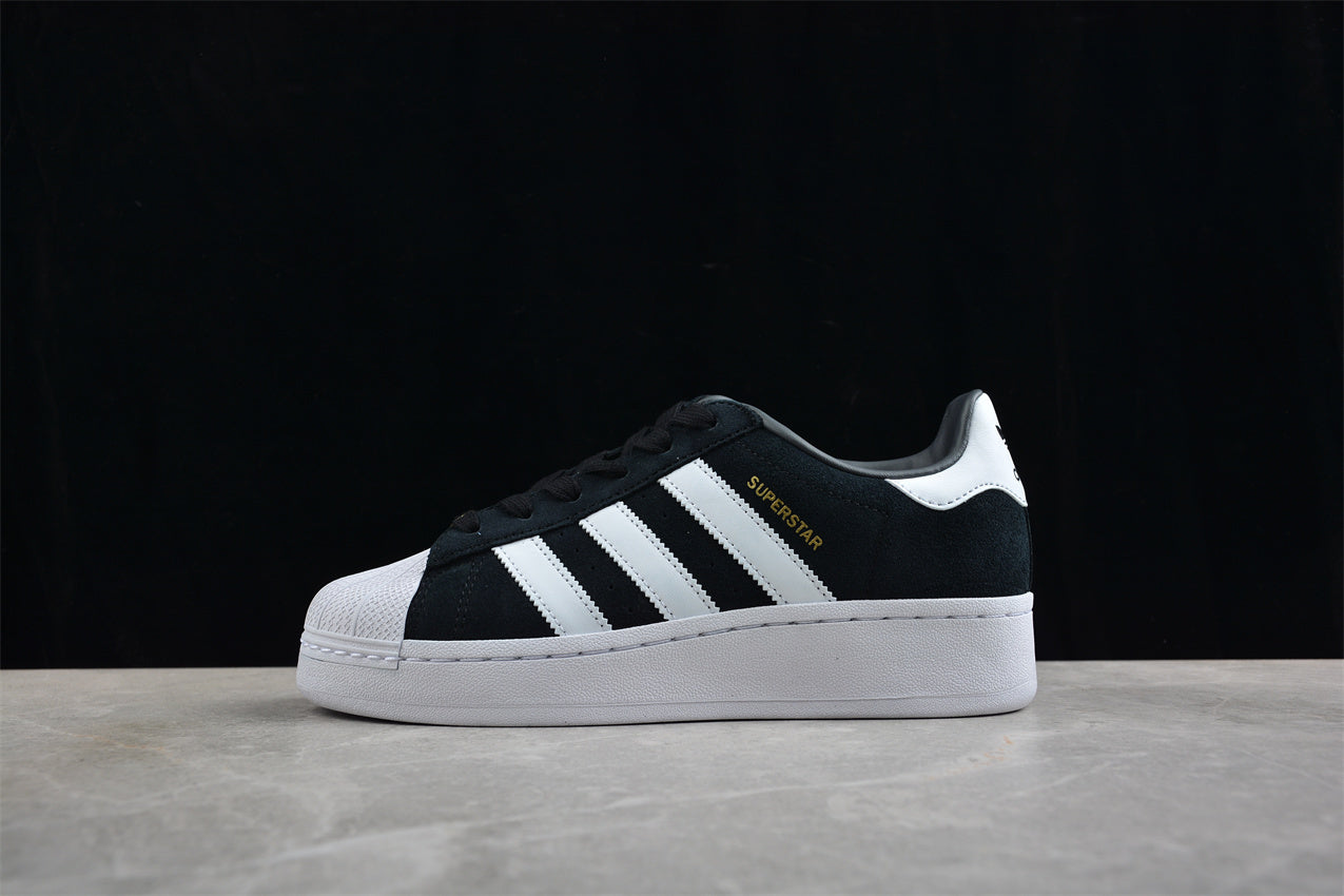 Ad Originals Superstar XLG ID4657 - Image 3