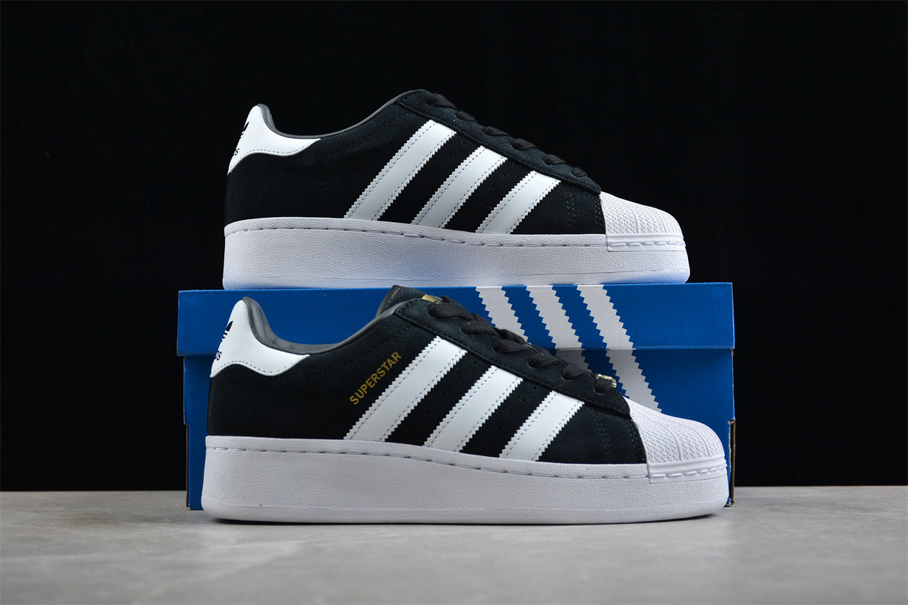 Ad Originals Superstar XLG ID4657 - Image 4