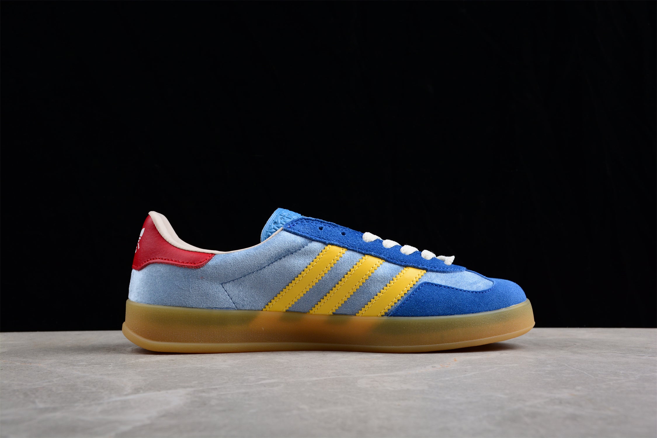 Ad Originals x Gucci Gazelle 04860