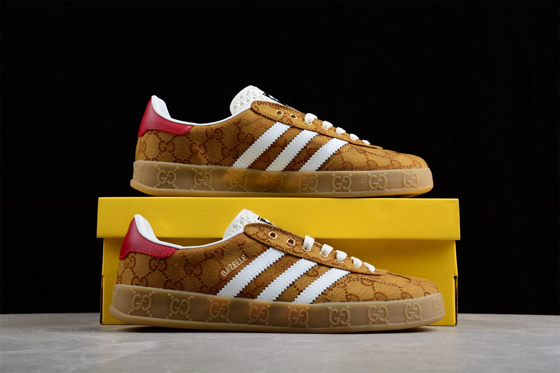 Ad Originals x Gucci Gazelle 207162 - Image 5