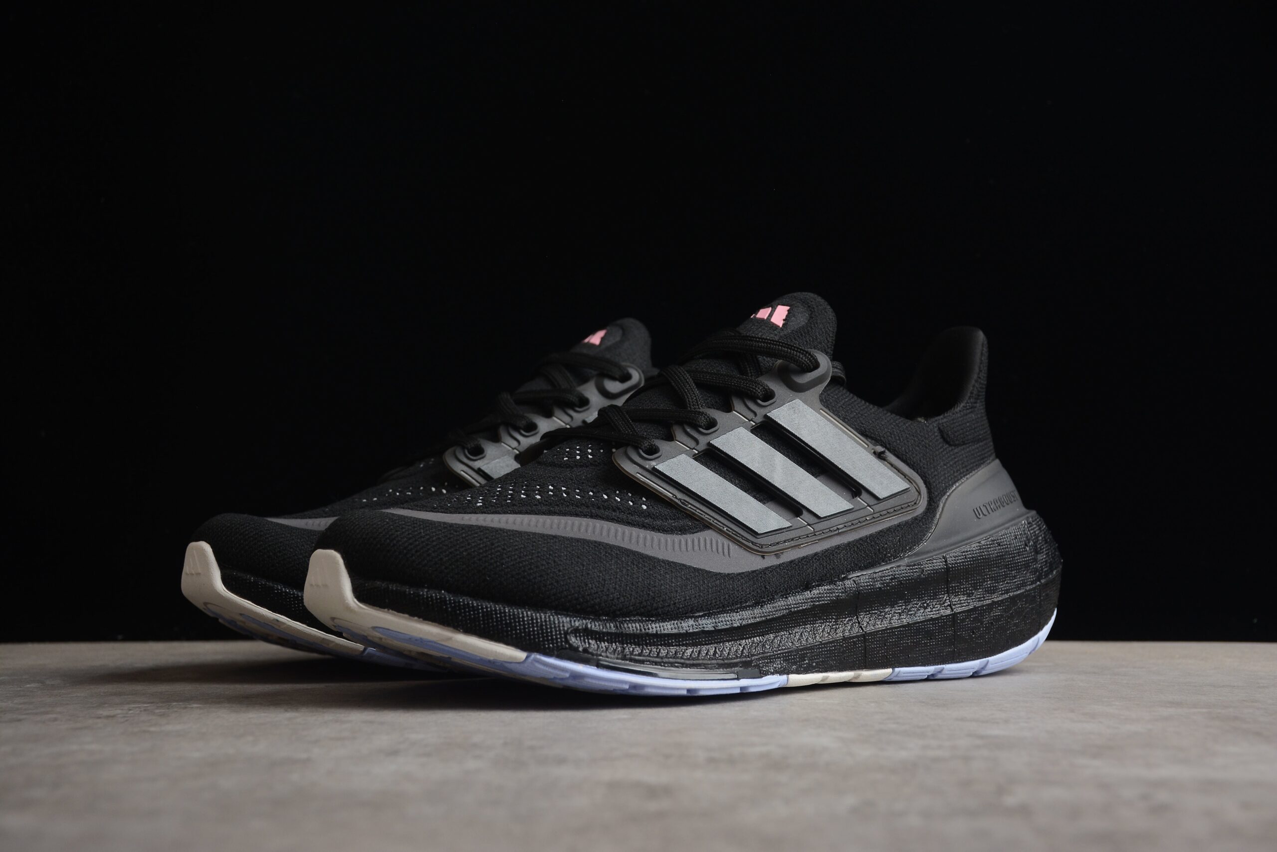 Ad Pureboost 23 IE1691 - Image 4