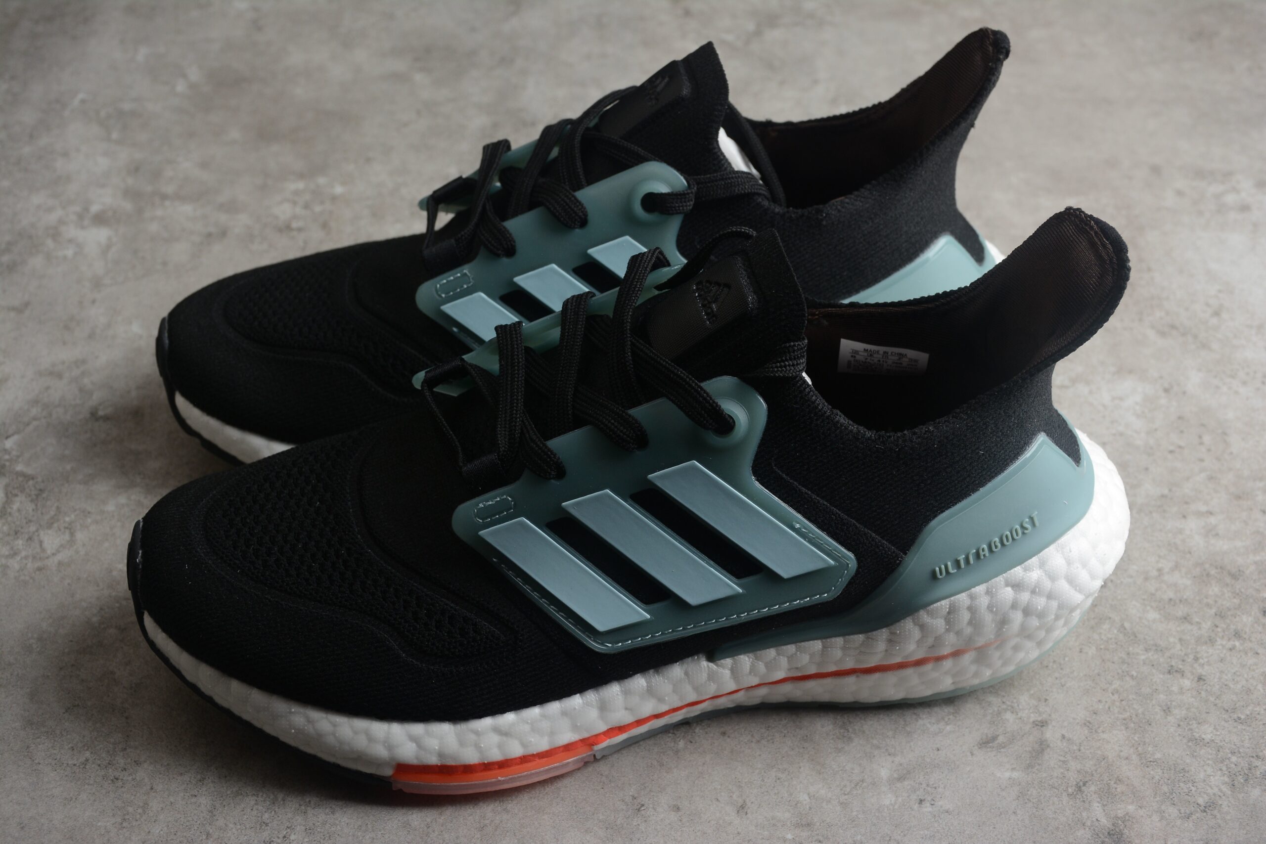 Ad Ultra Boost 22 Consortium GX3060 - Image 2