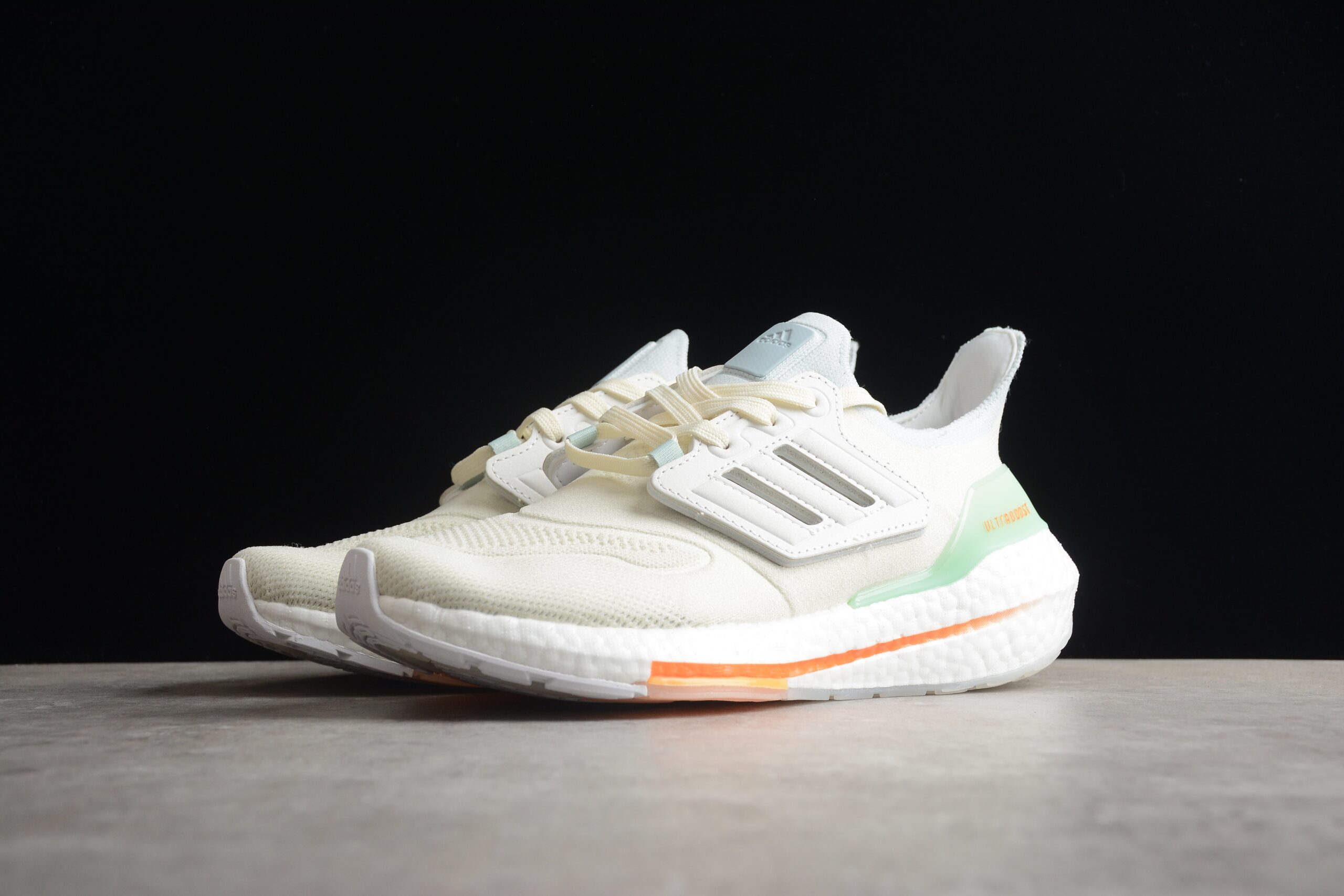 Ad Ultra Boost 22 Consortium GY6227 - Image 4