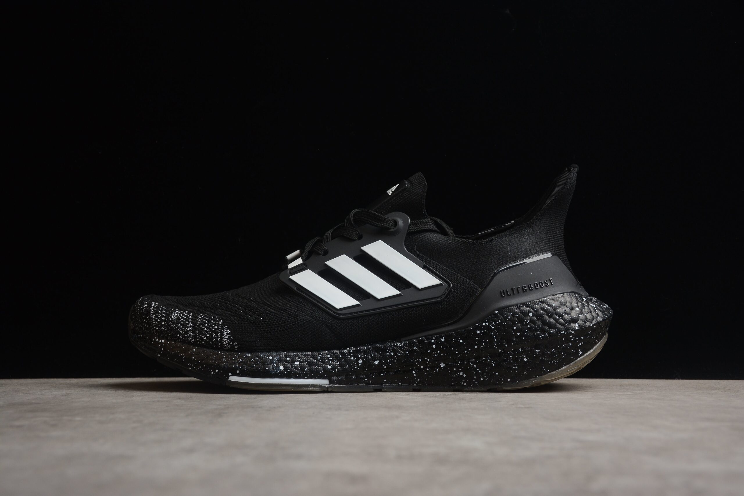 Ad Ultra Boost 22 Consortium HP3310 - Image 3