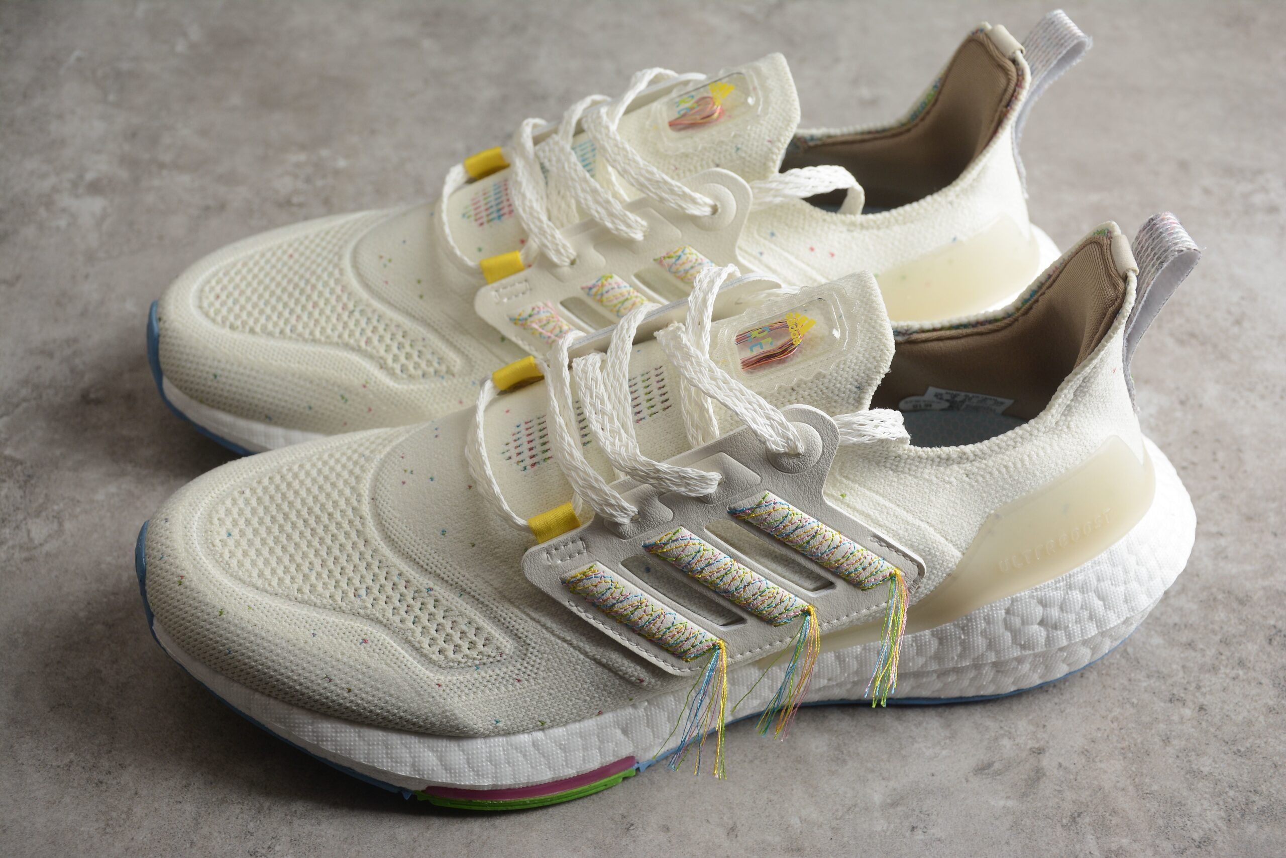 Ad Ultra Boost 22 "Made With Nature" HQ3731 - Image 4