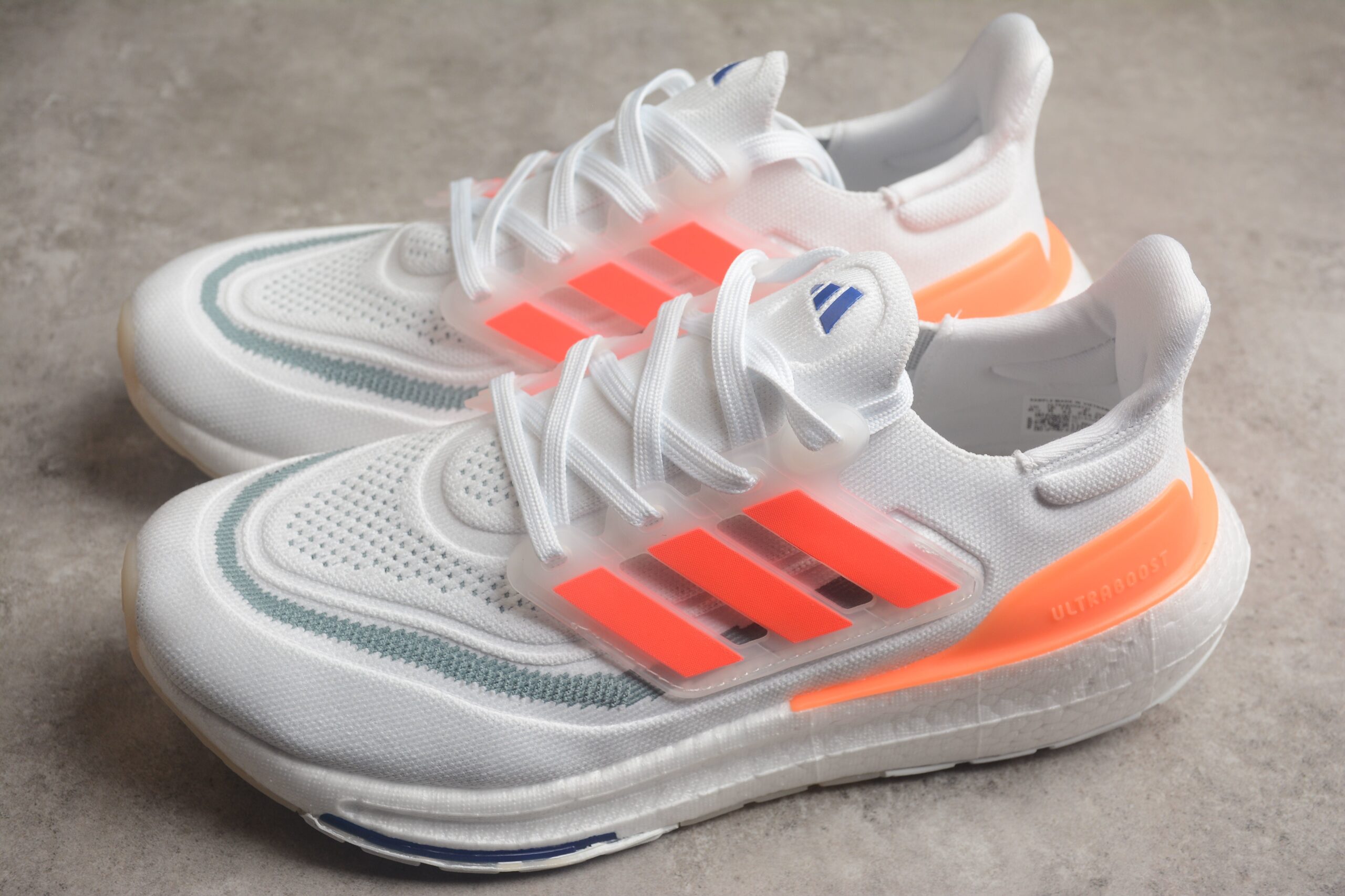 Ad Ultra Boost 22 "Made With Nature" HS6344 - Image 2