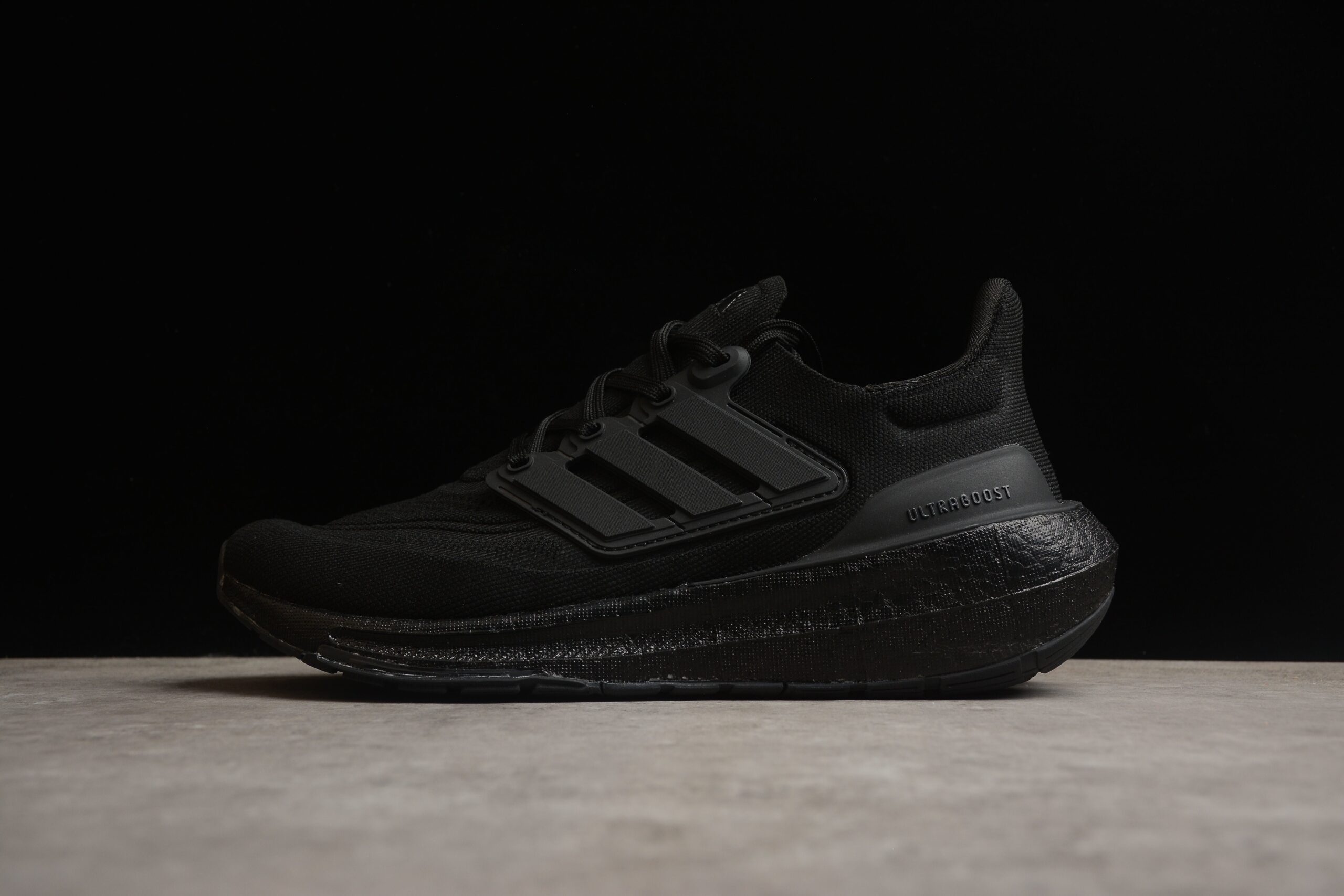 Ad Ultra Boost Light 23 G25159 - Image 3