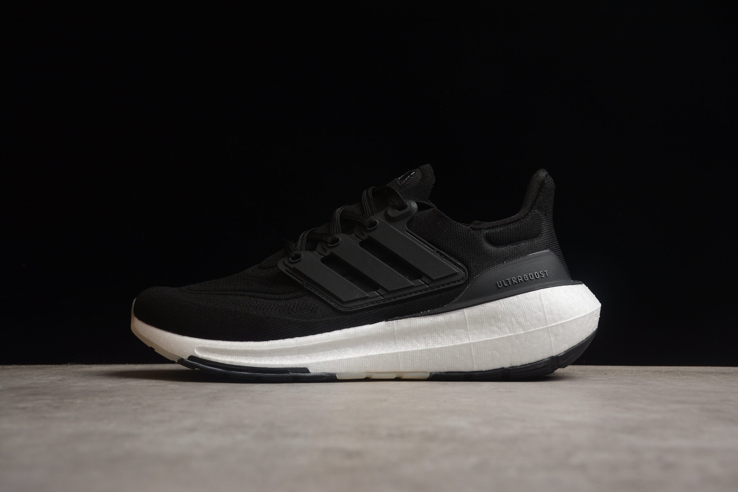 Ad Ultra Boost Light 23 GY9351 - Image 3